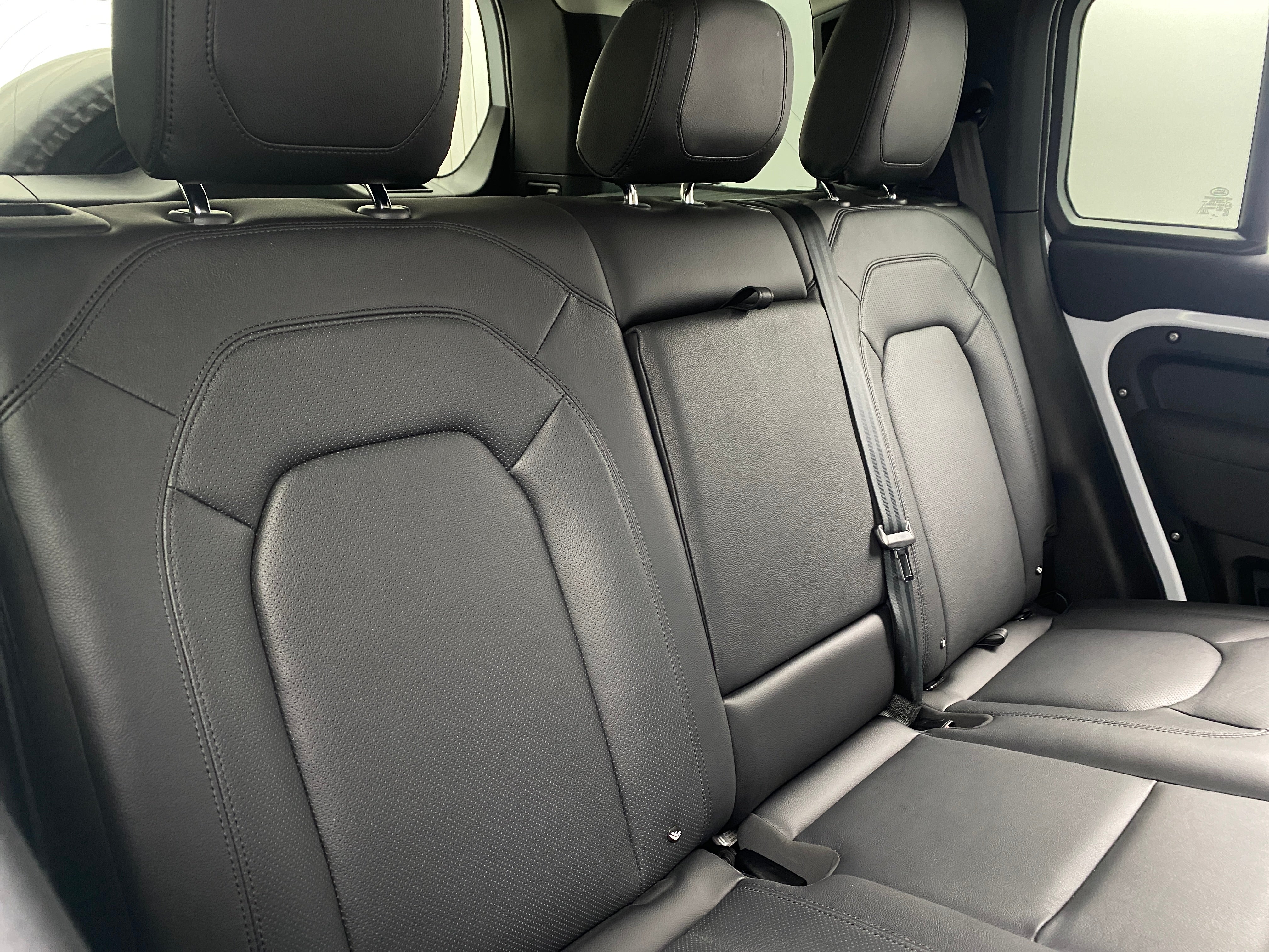 2023 Land Rover Defender 110 5