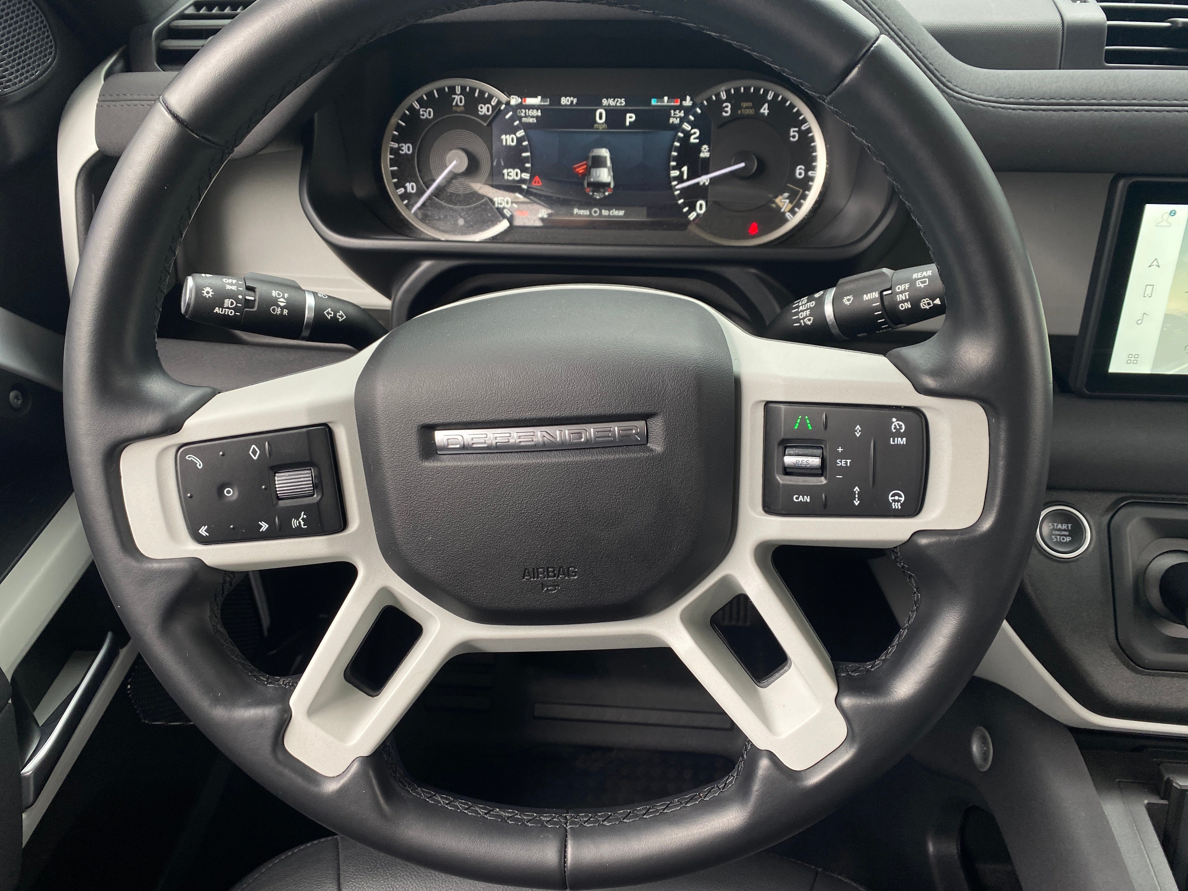 2023 Land Rover Defender 110 4
