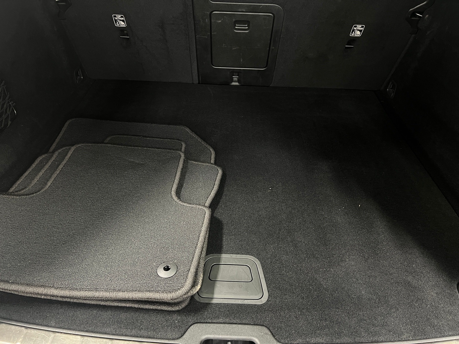 Thumbnail: 2021 Volvo XC60 - 6