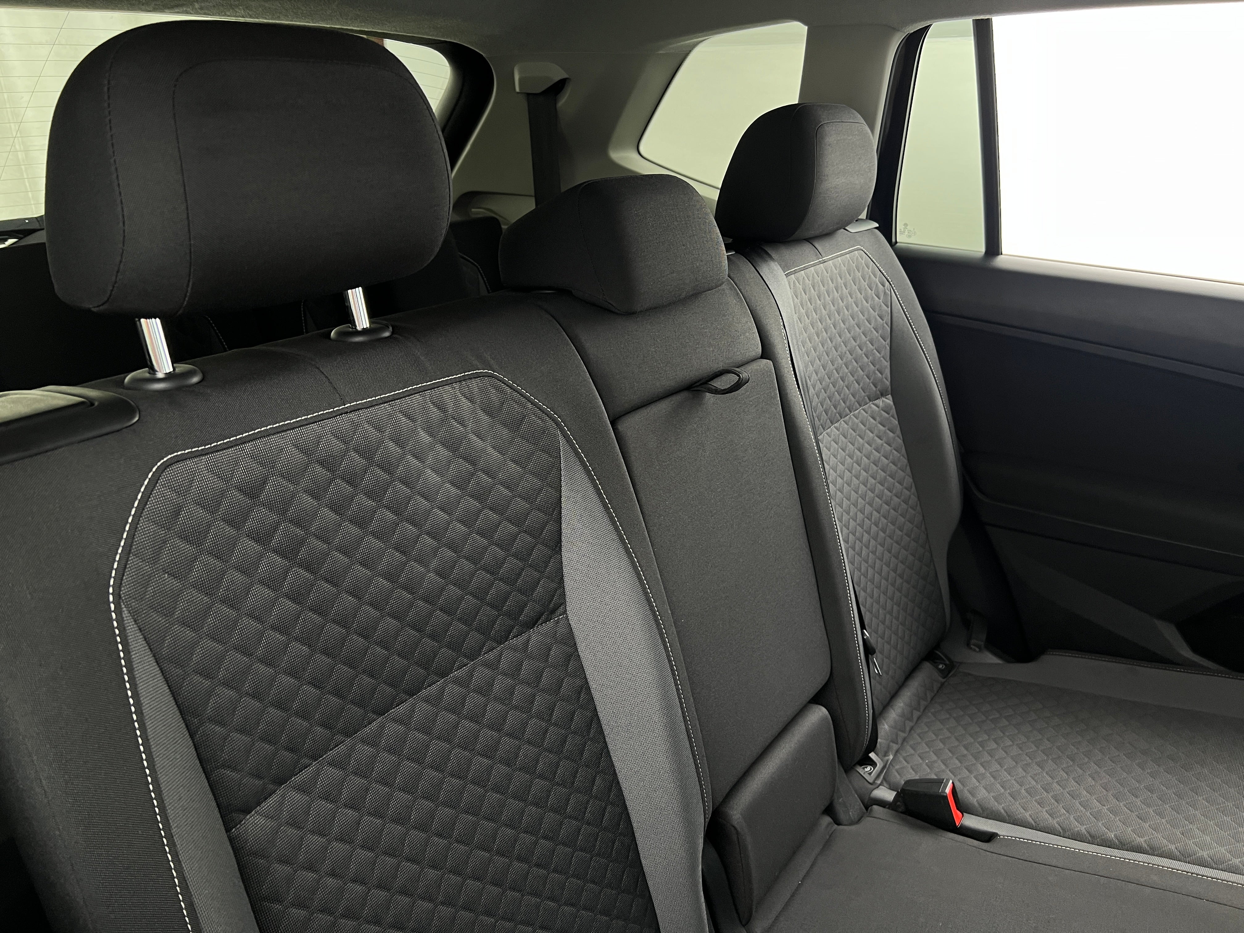 2021 Volkswagen Tiguan S 6