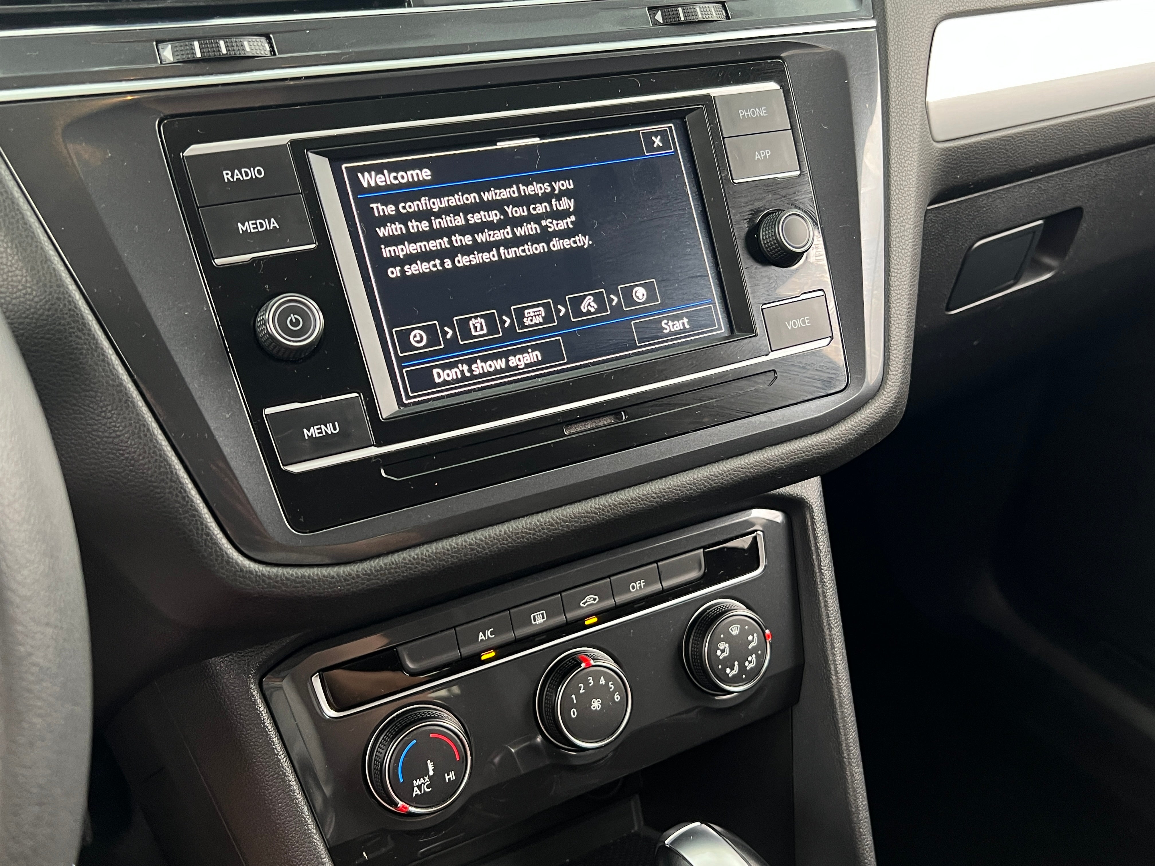 2021 Volkswagen Tiguan S 4