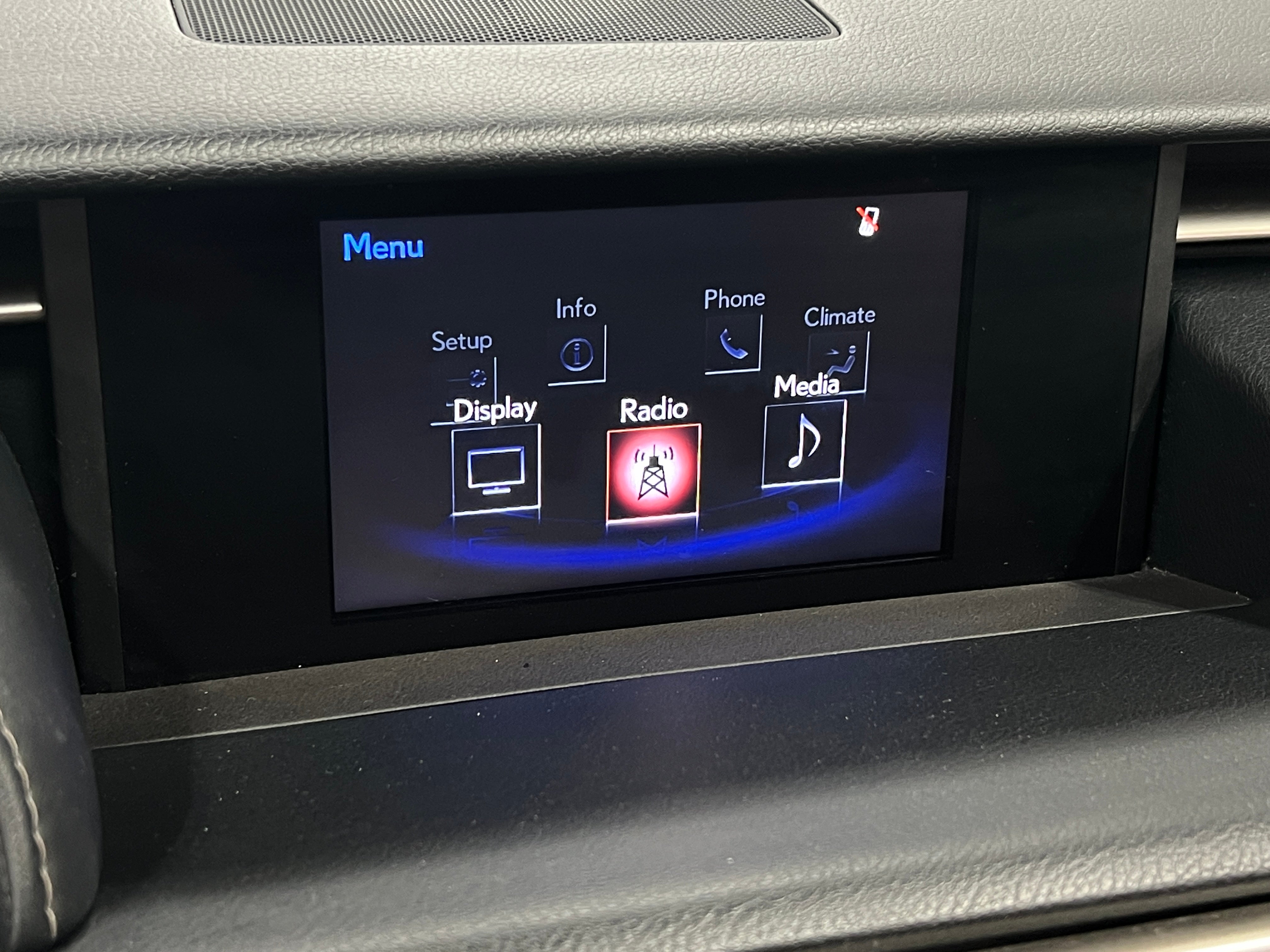 2016 Lexus IS 200t 3