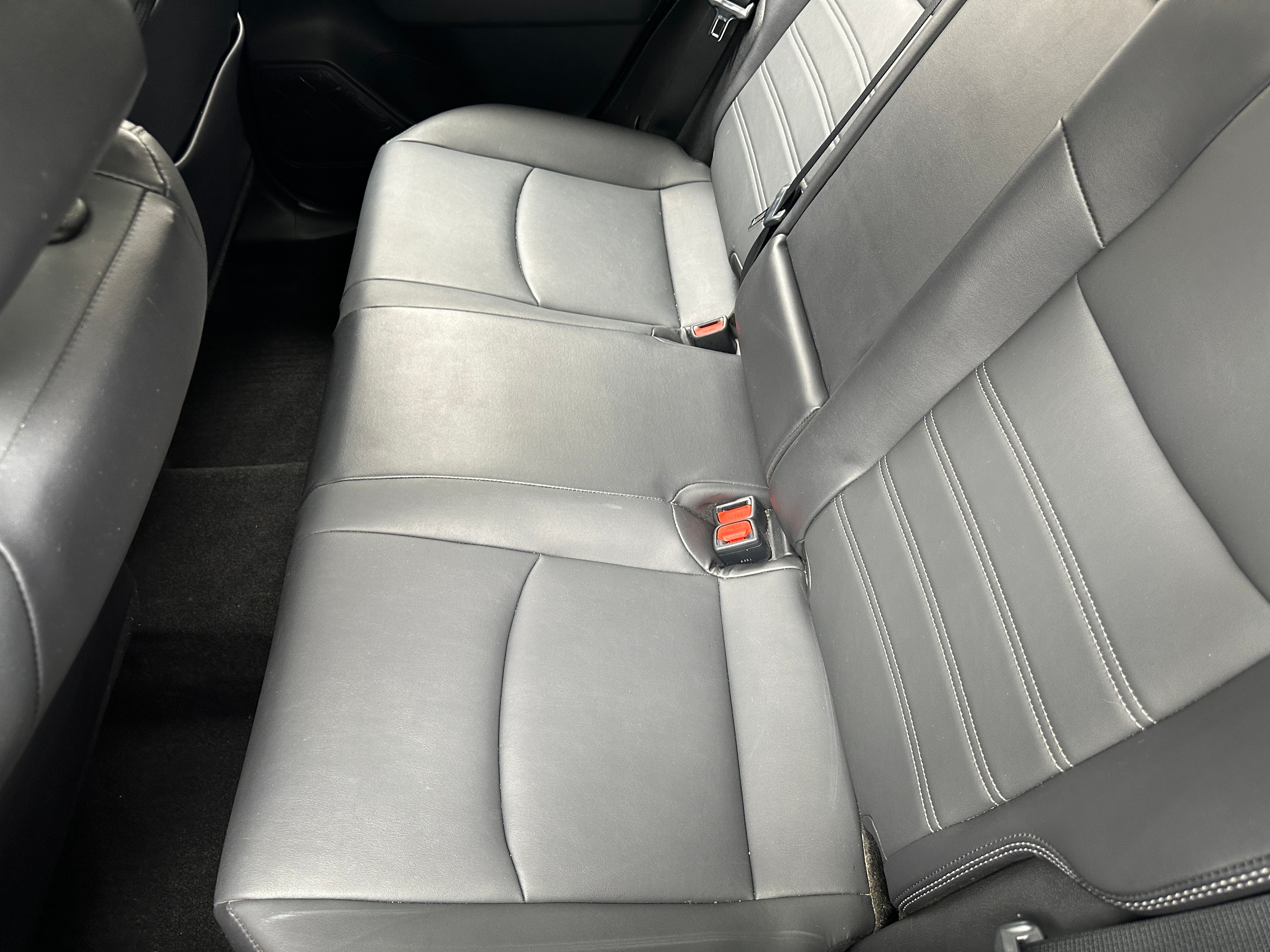 2023 Toyota RAV4 XLE Premium 5