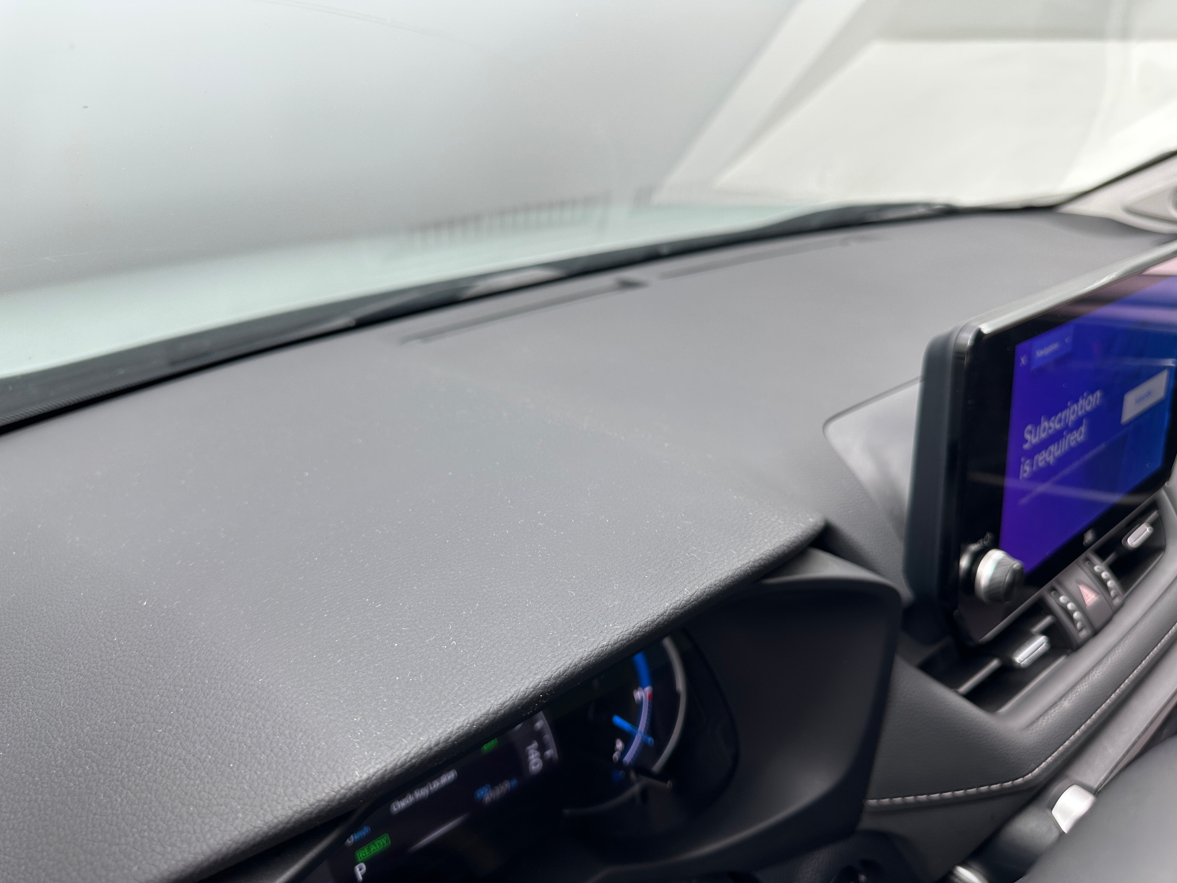 2023 Toyota RAV4 XLE Premium 2