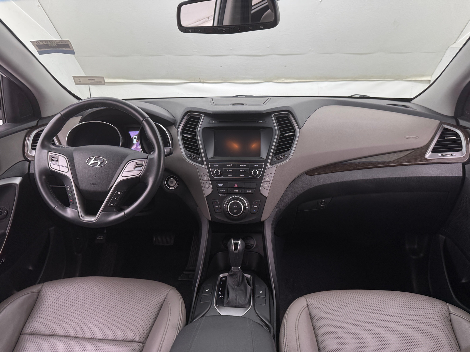 Thumbnail: 2017 Hyundai Santa Fe - 2
