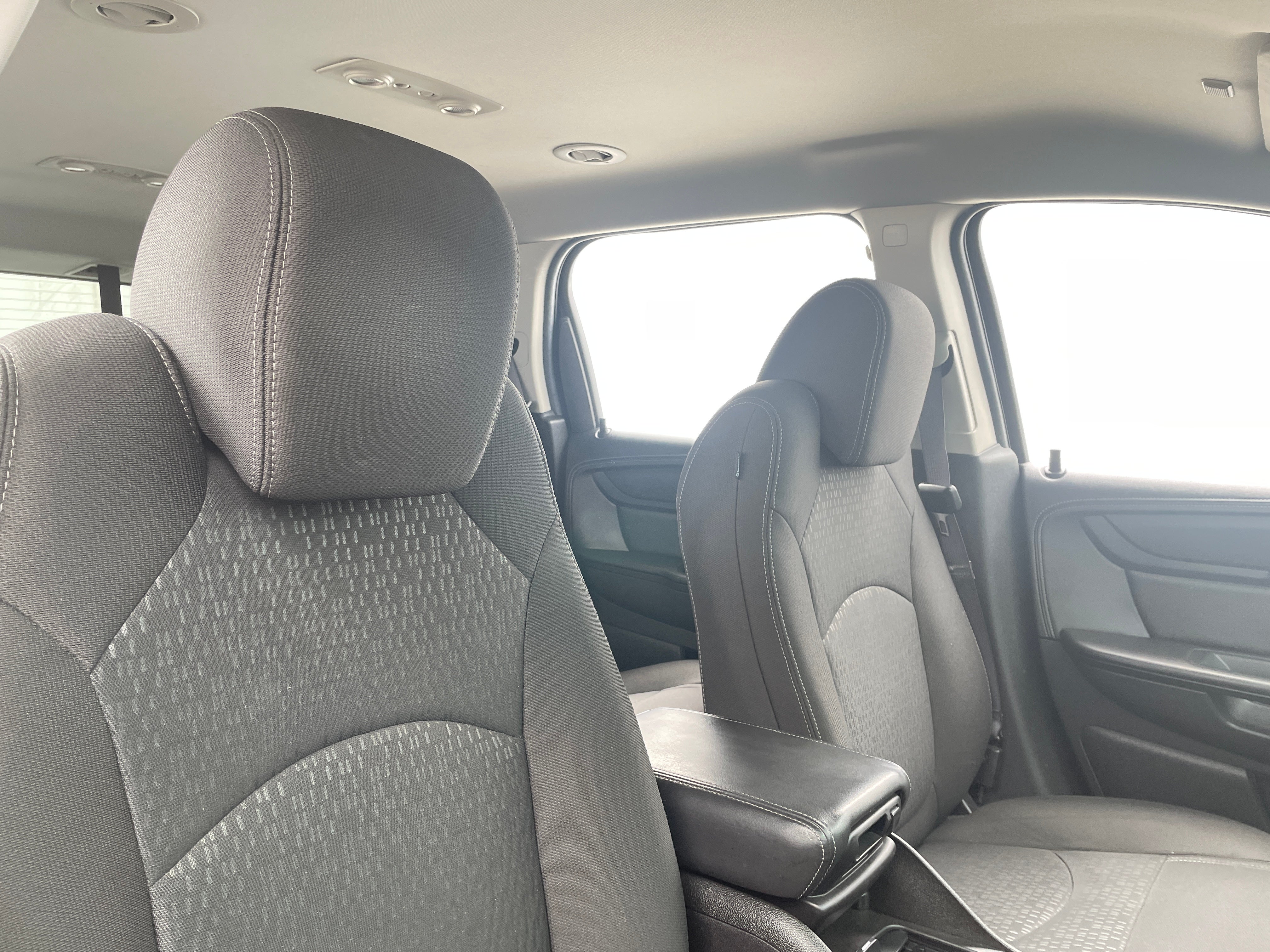2015 GMC Acadia SLE 2