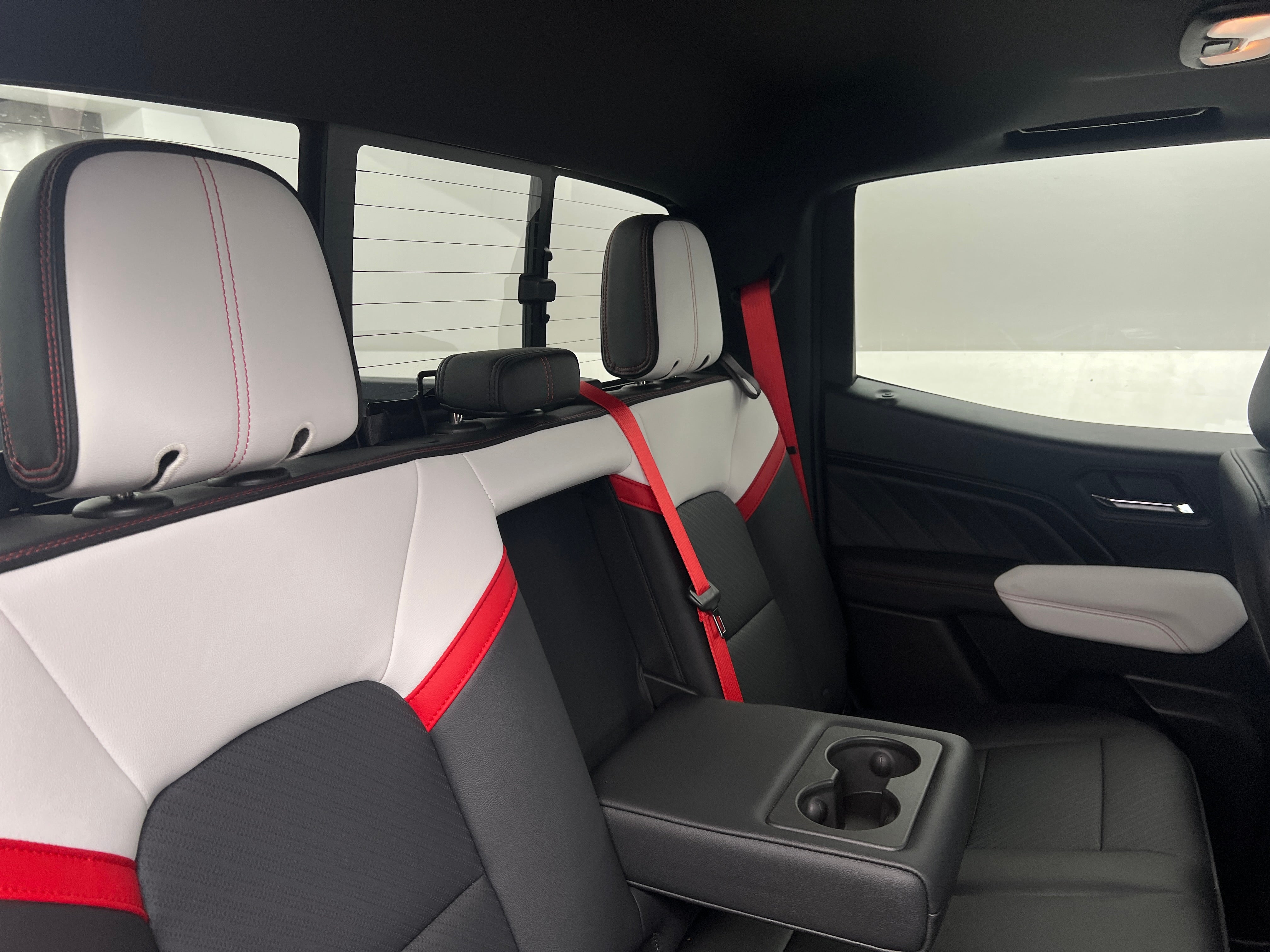 2024 GMC Canyon AT4X 5