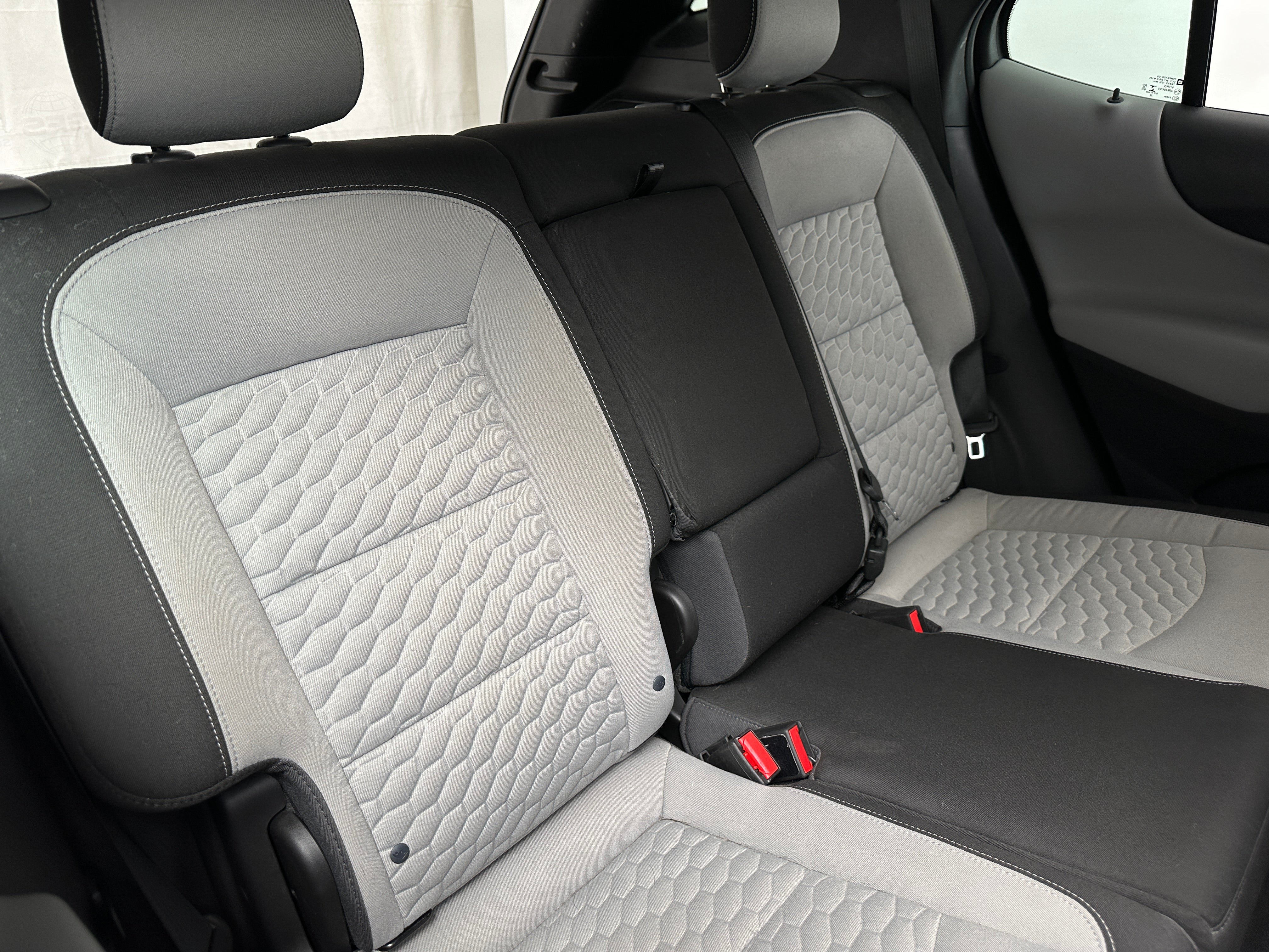2019 Chevrolet Equinox LS 6