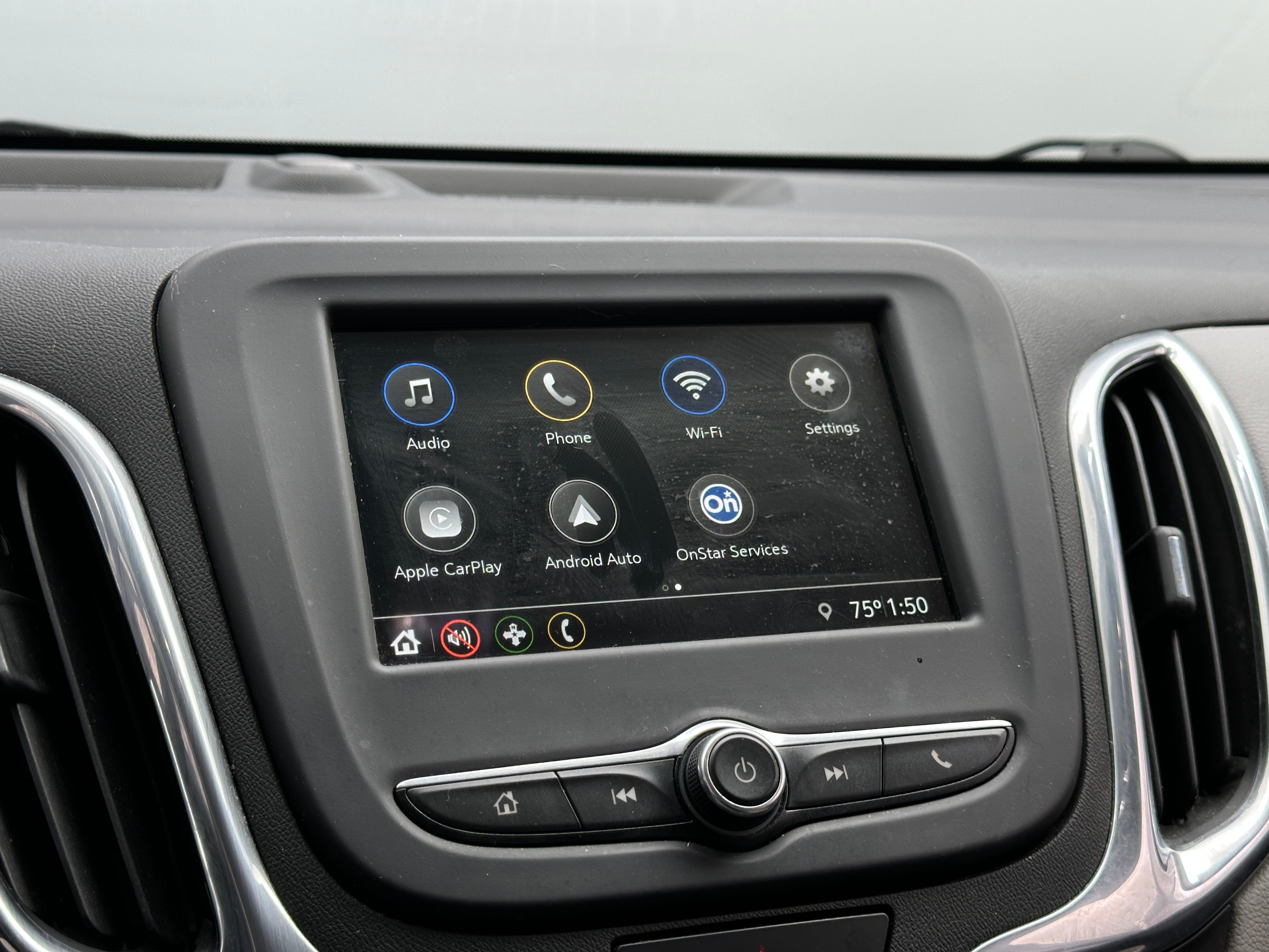 2019 Chevrolet Equinox LS 4