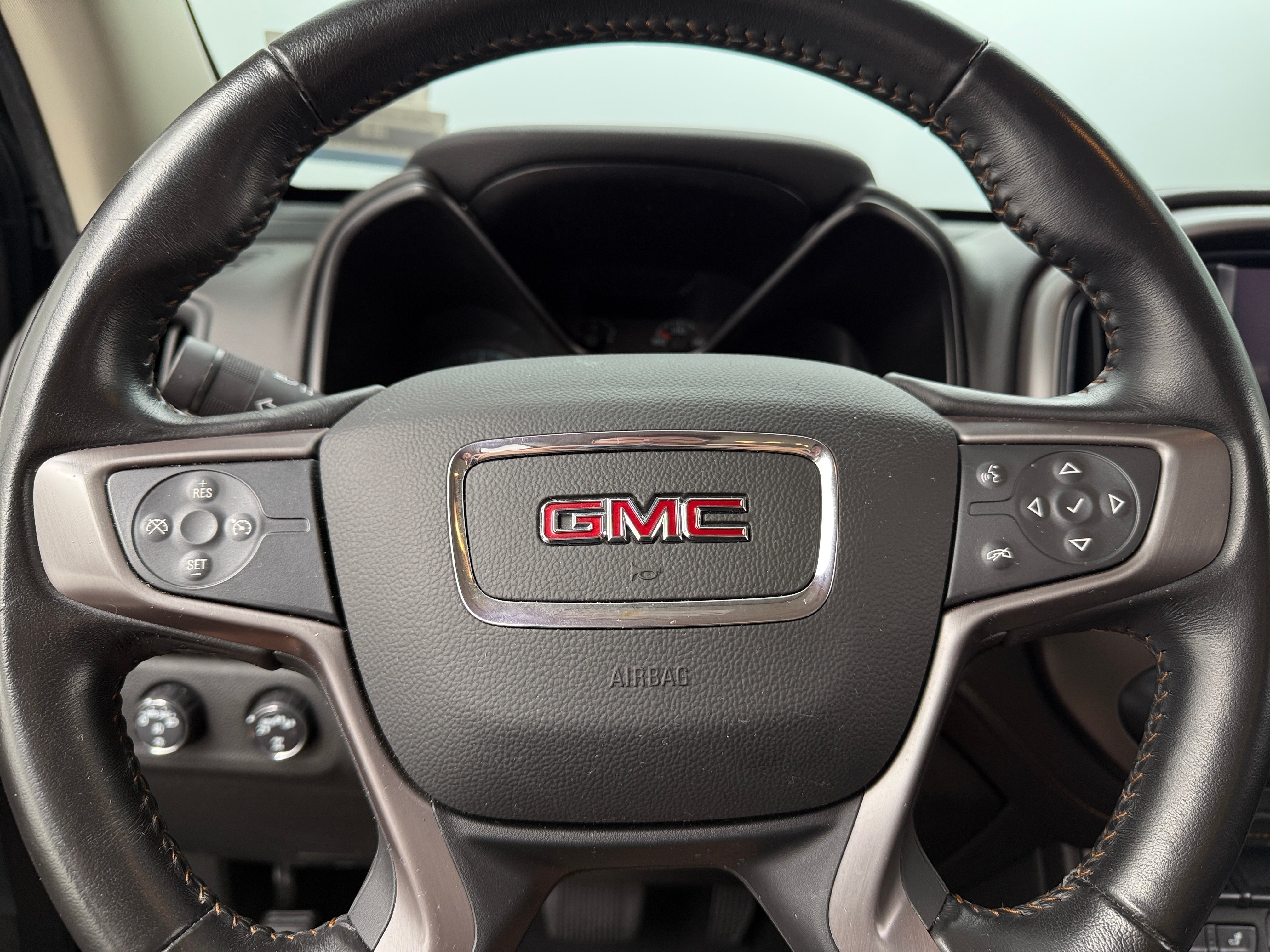 2022 GMC Canyon AT4 5