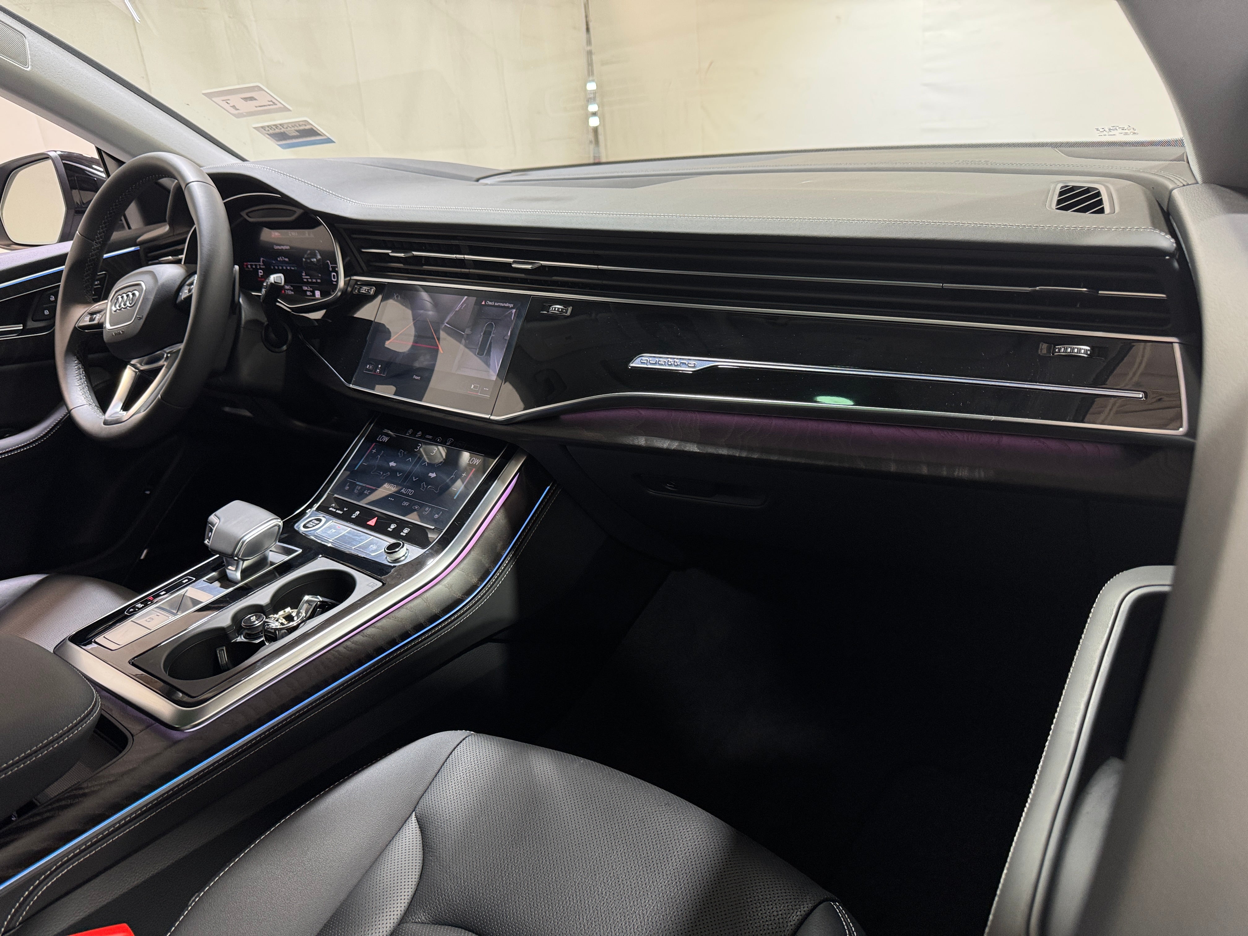 2022 Audi Q8 Prestige 2