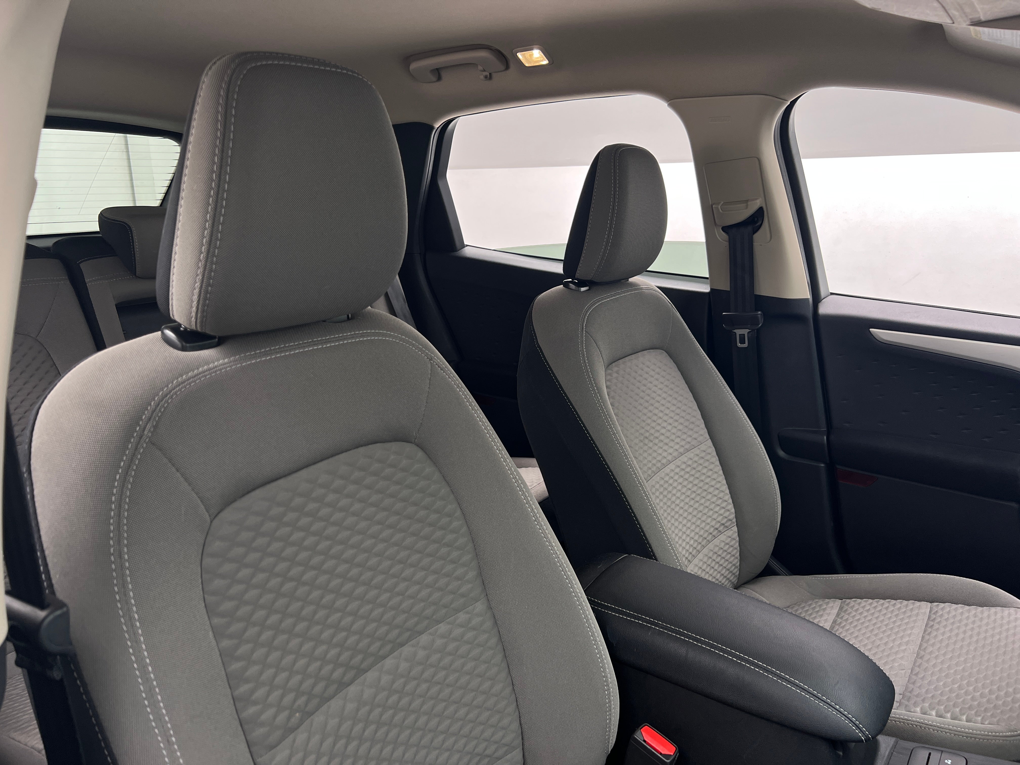 2020 Ford Escape SE 2