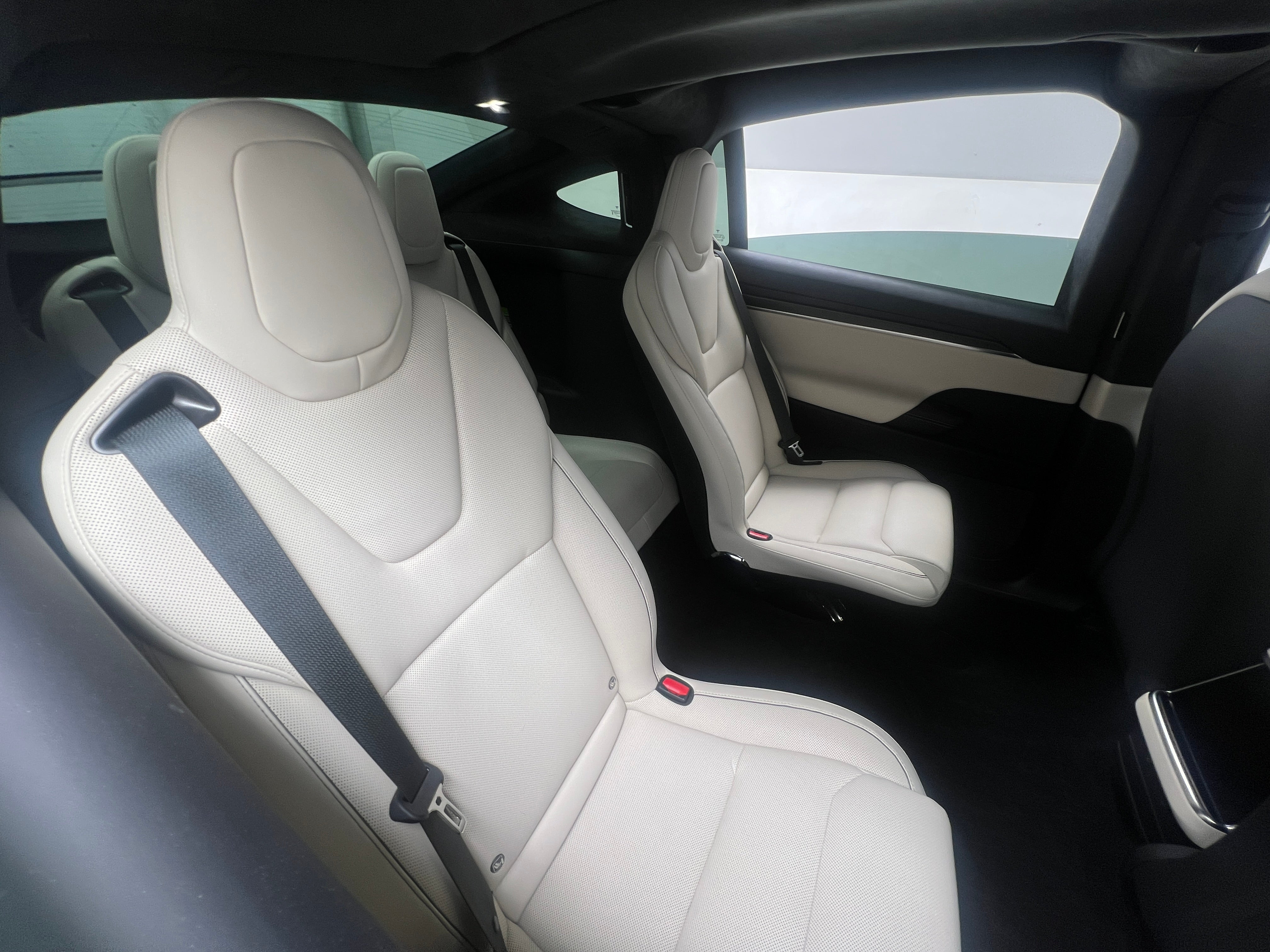 2023 Tesla Model X Plaid 5