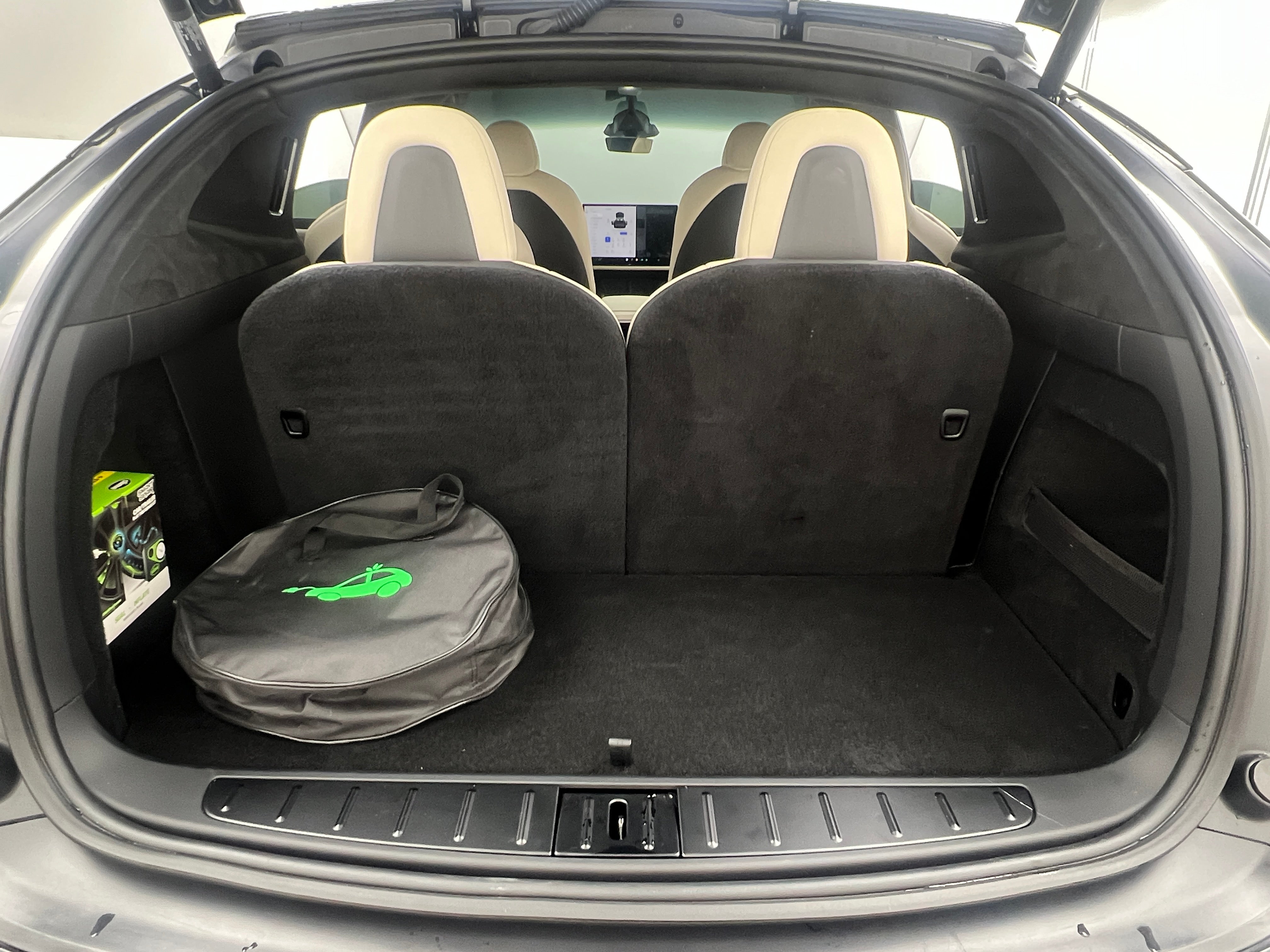 2023 Tesla Model X Plaid 6