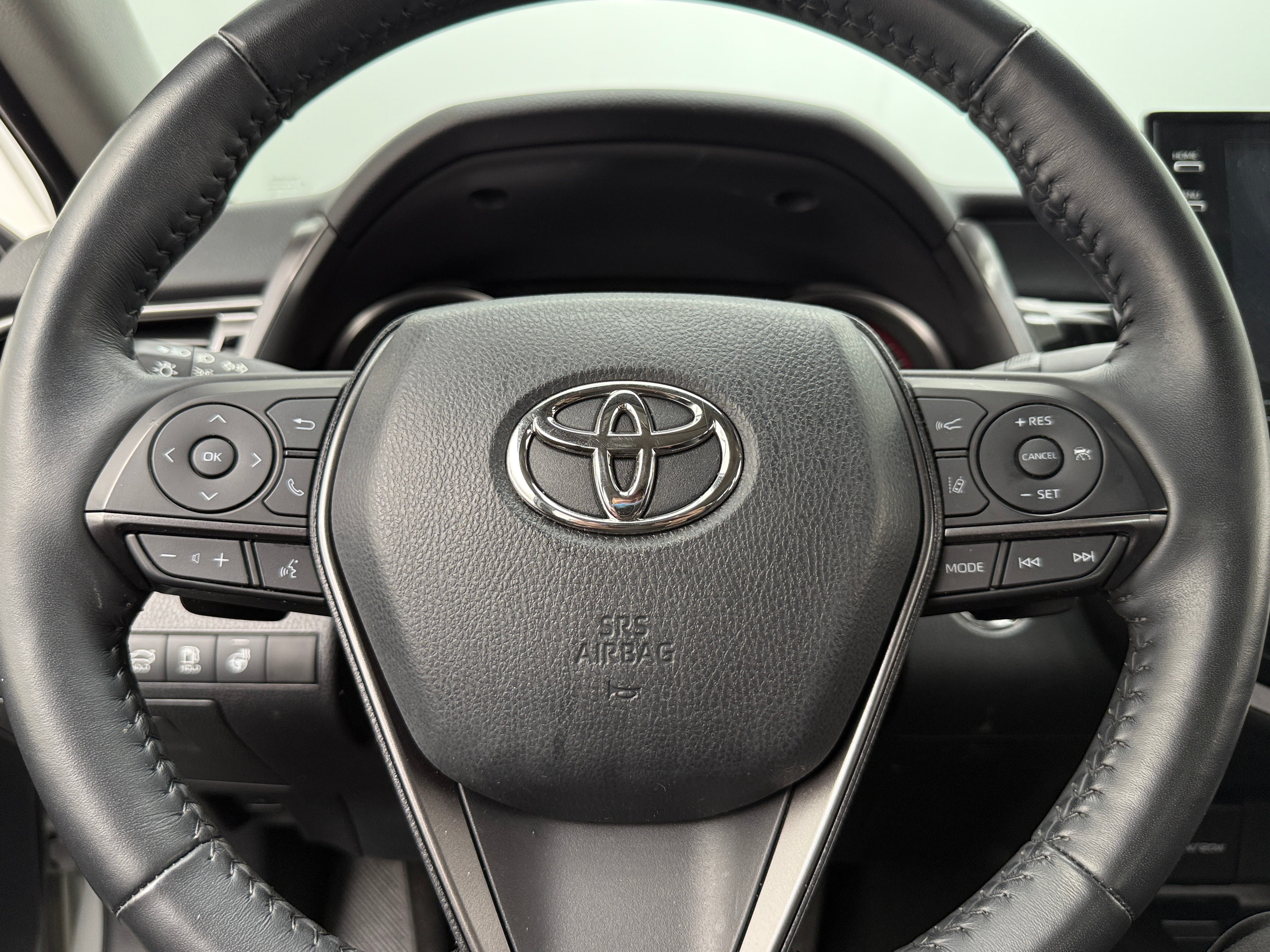2022 Toyota Camry XSE 4