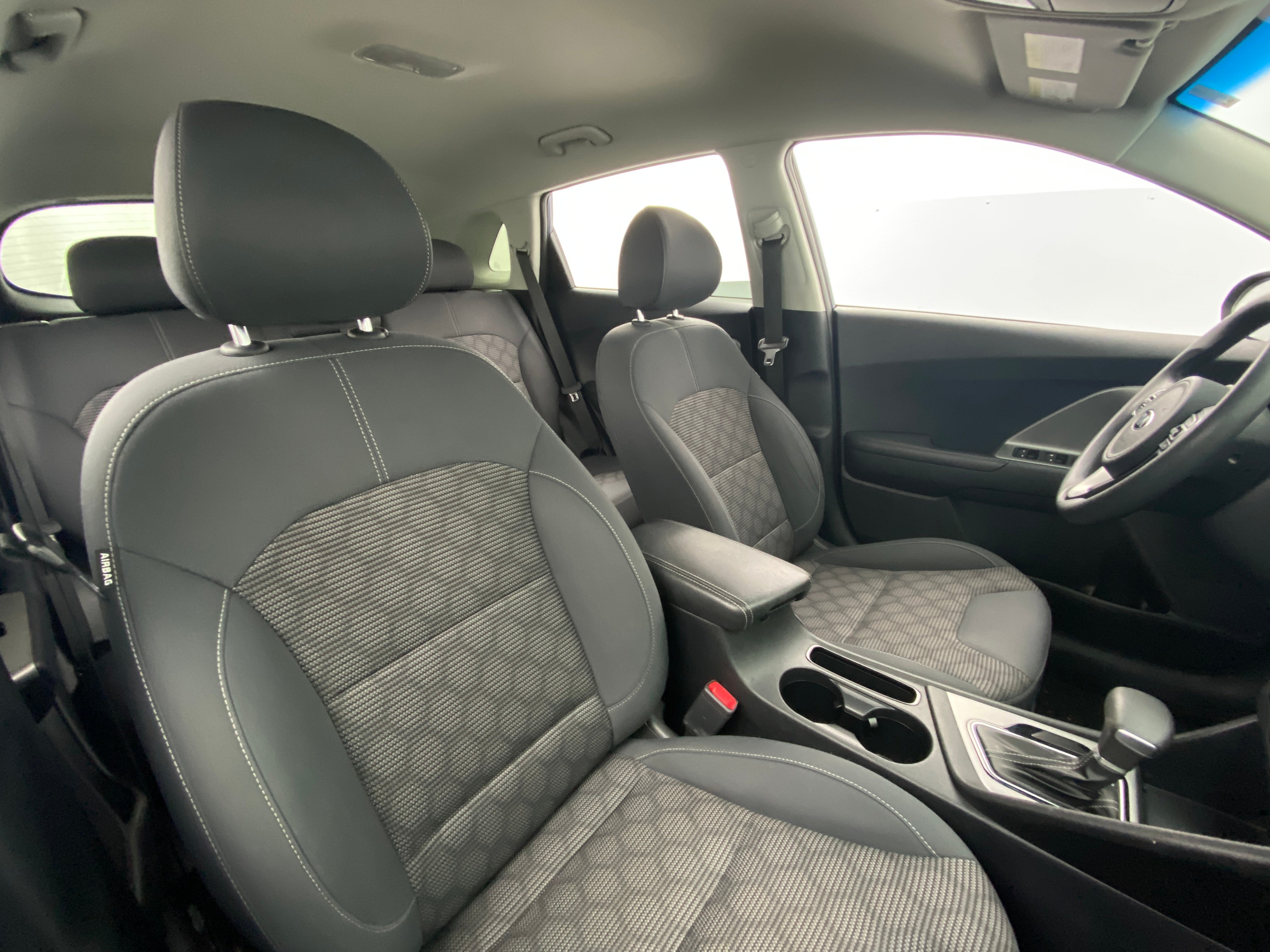 2019 Kia Niro LX 2