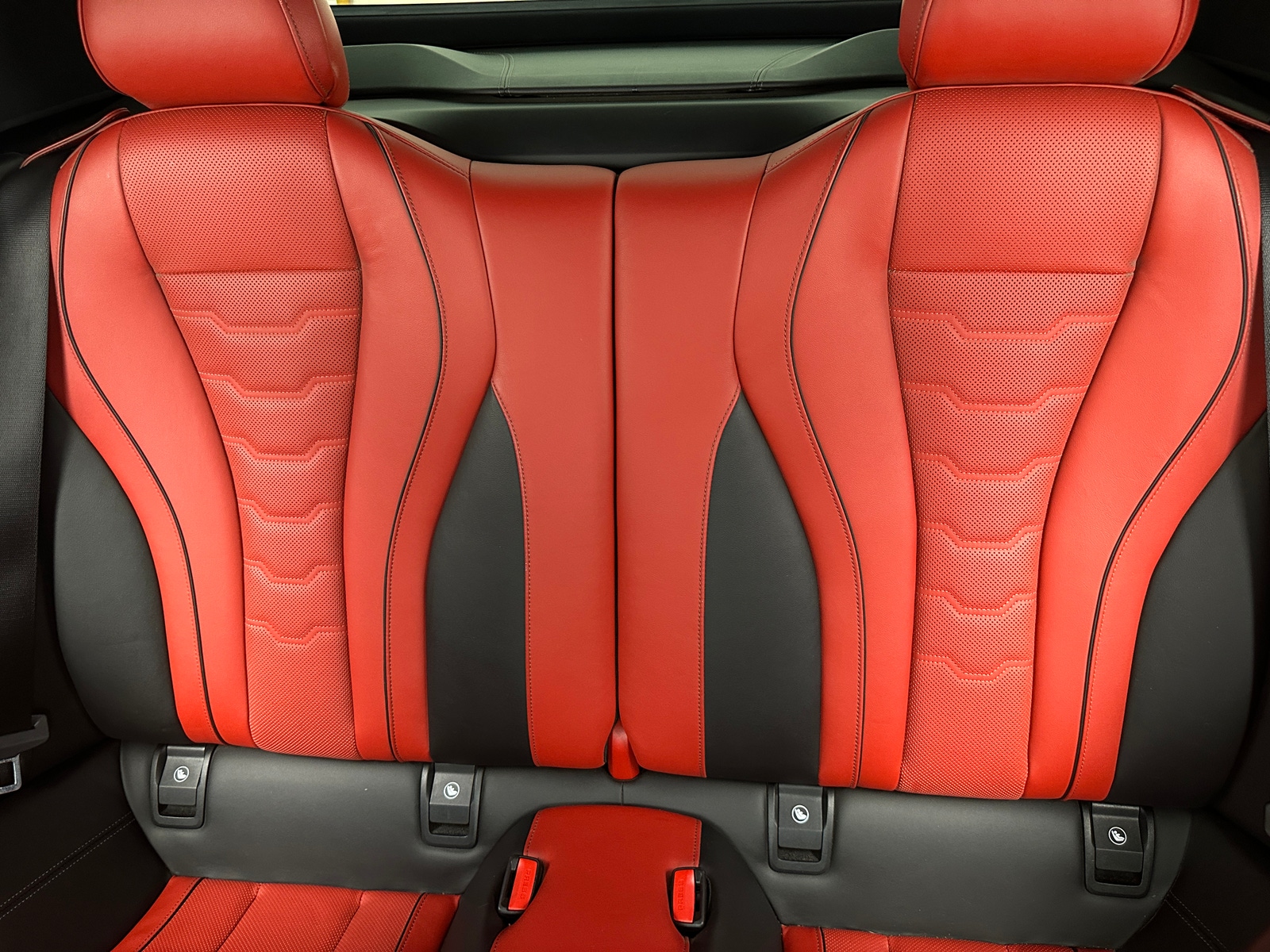 Thumbnail: 2019 BMW 8 Series - 5