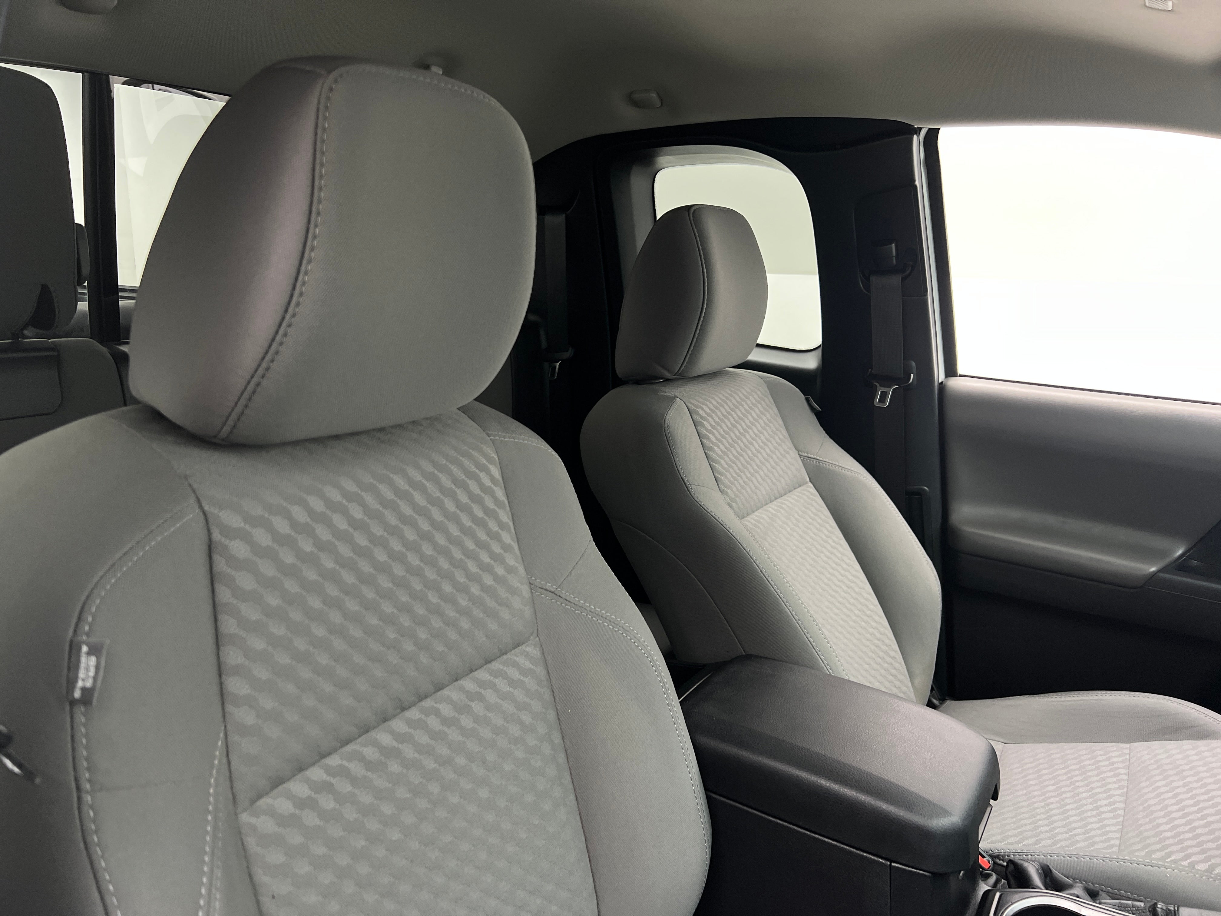 2021 Toyota Tacoma SR 2
