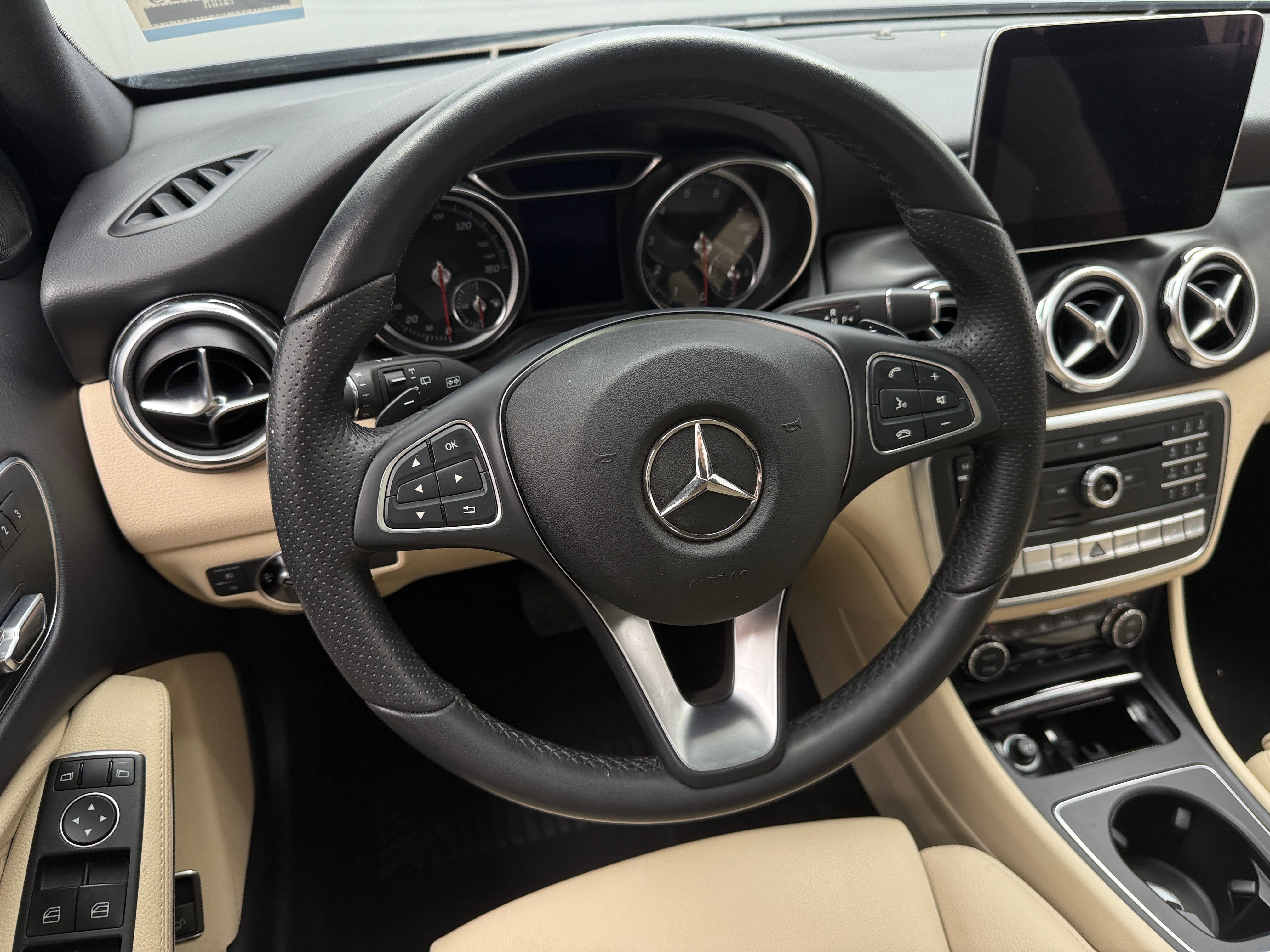 2018 Mercedes-Benz GLA 250 4MATIC 4