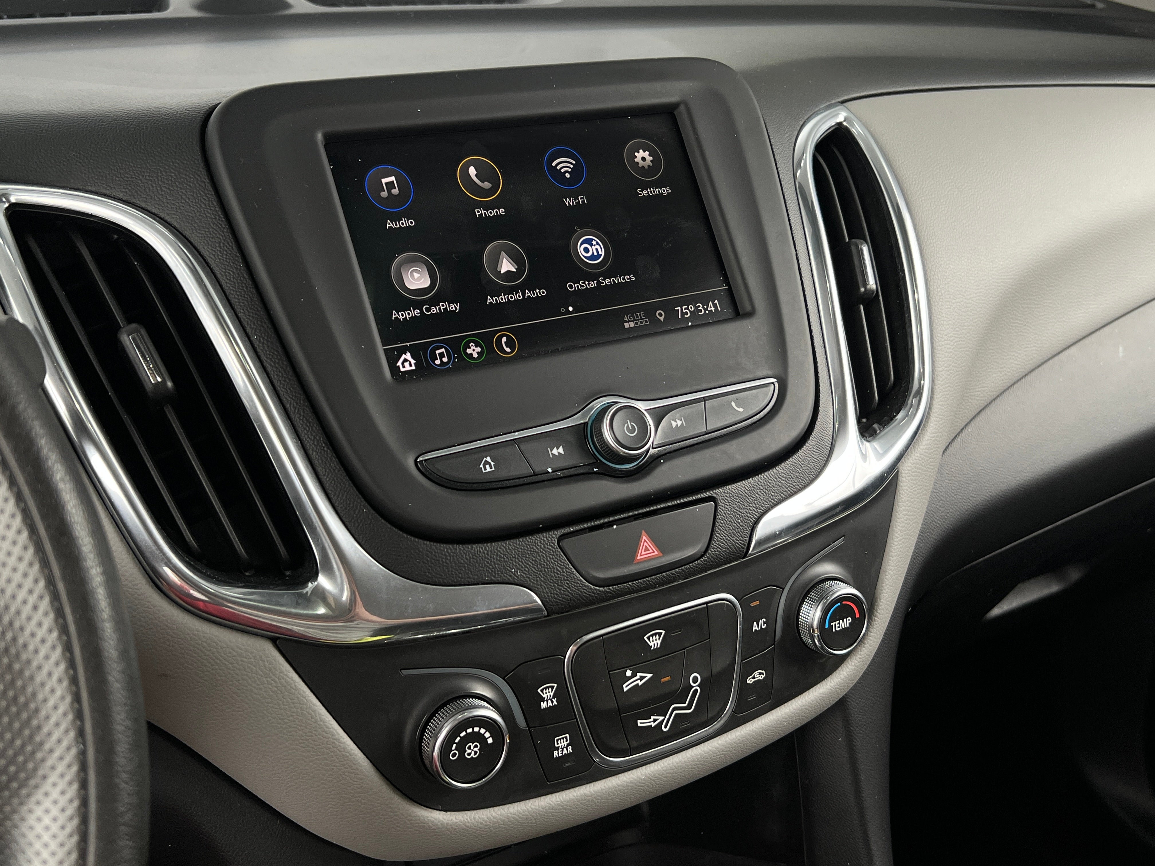 2020 Chevrolet Equinox LS 4
