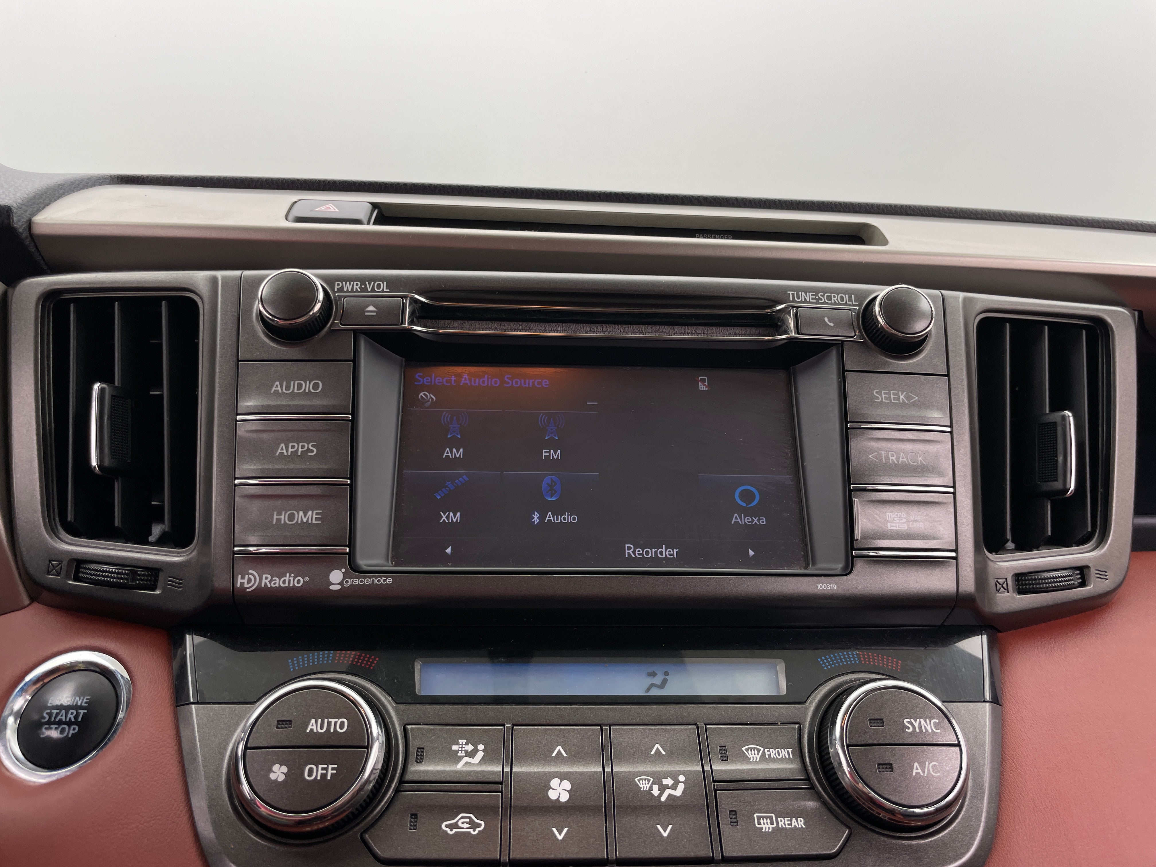 2014 Toyota RAV4 Limited 3