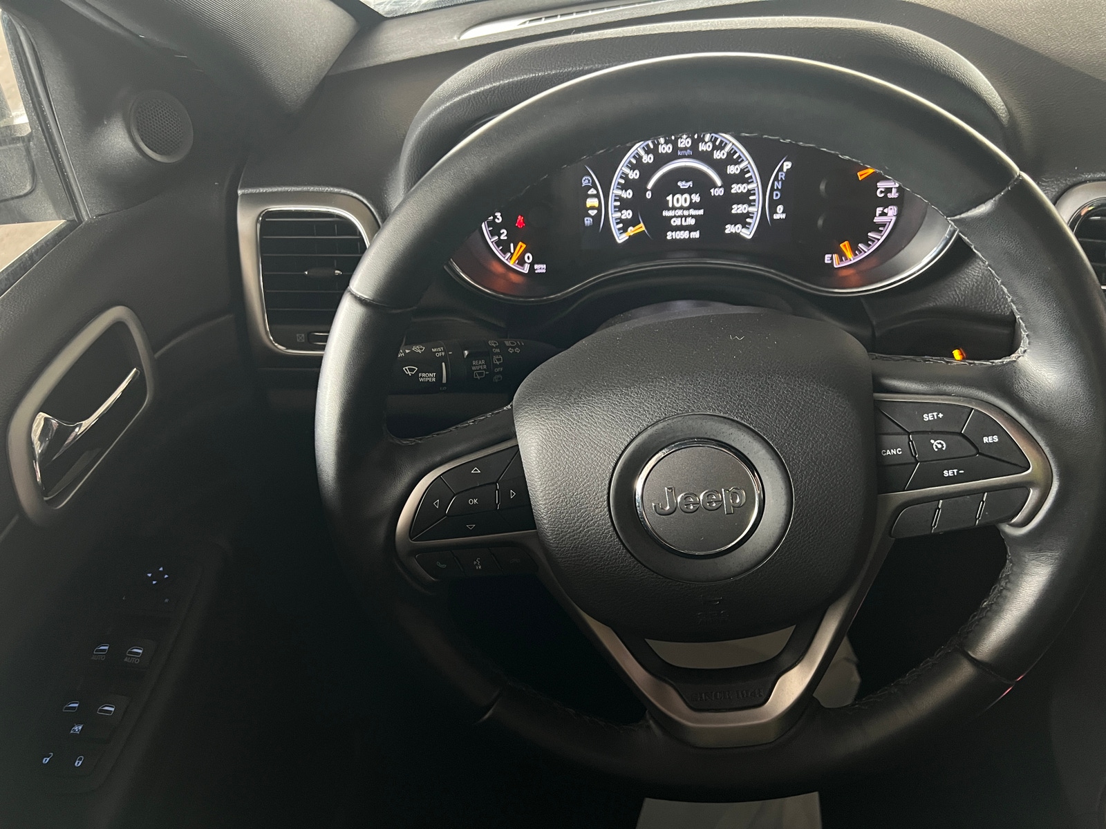 Thumbnail: 2021 Jeep Grand Cherokee - 5