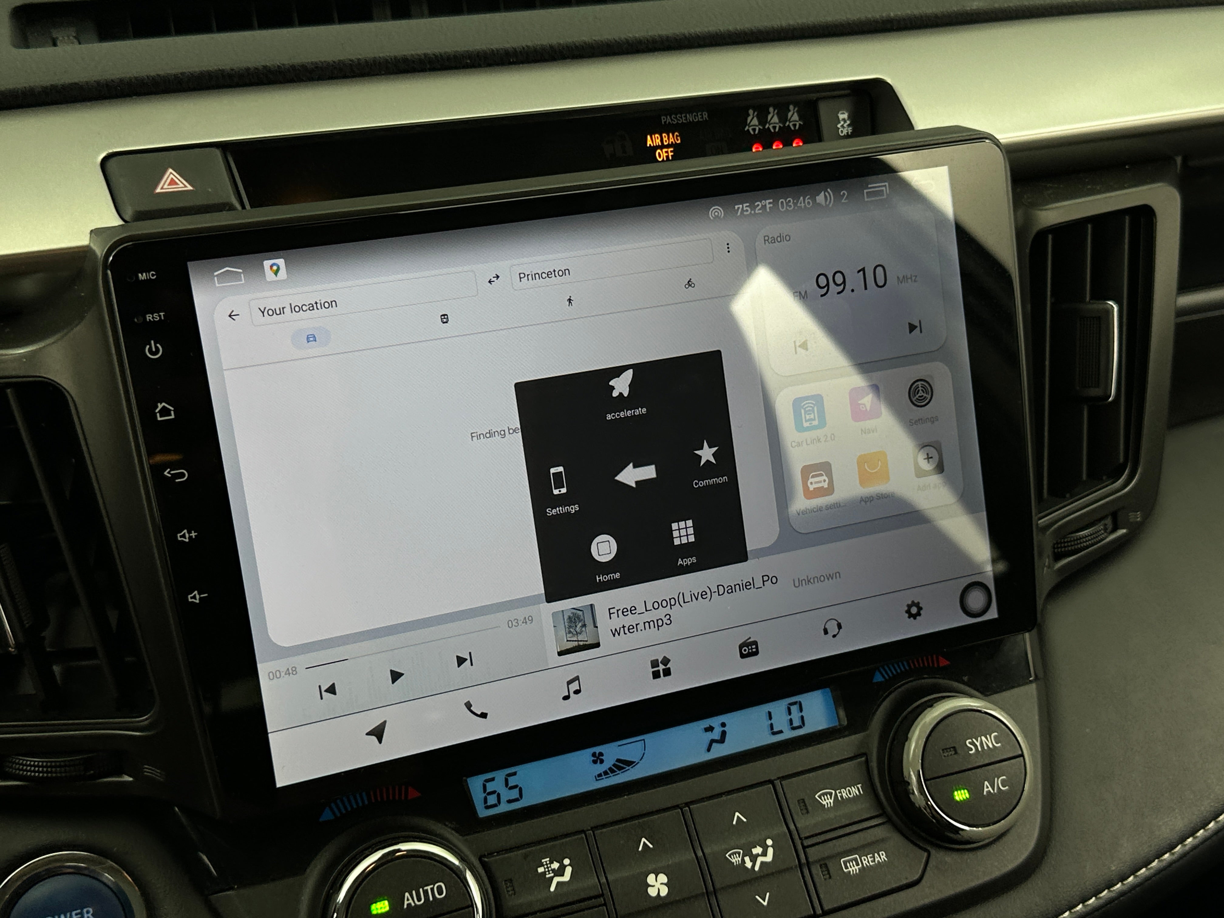 Thumbnail: 2017 Toyota RAV4 - 4