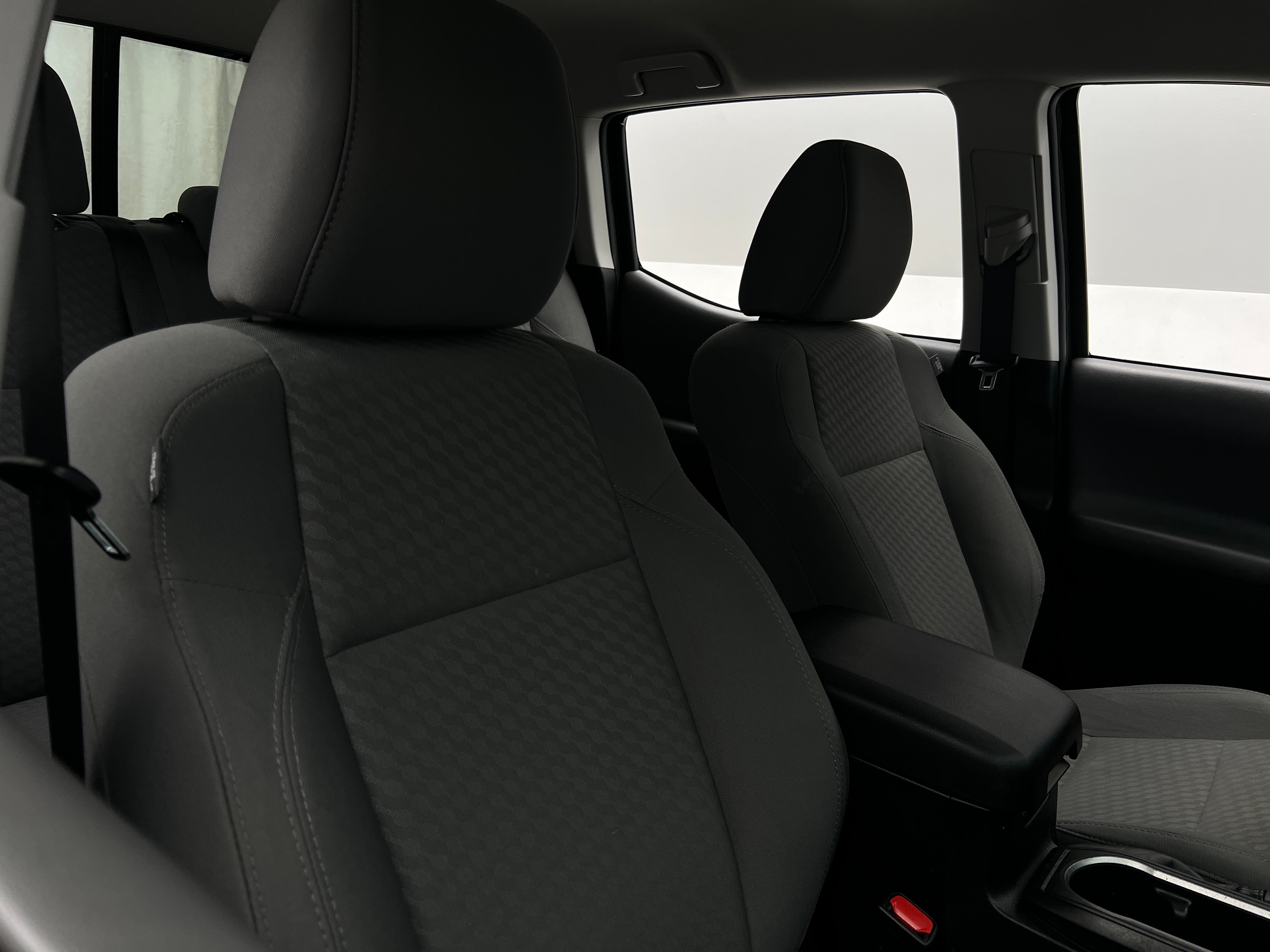 2022 Toyota Tacoma SR5 2