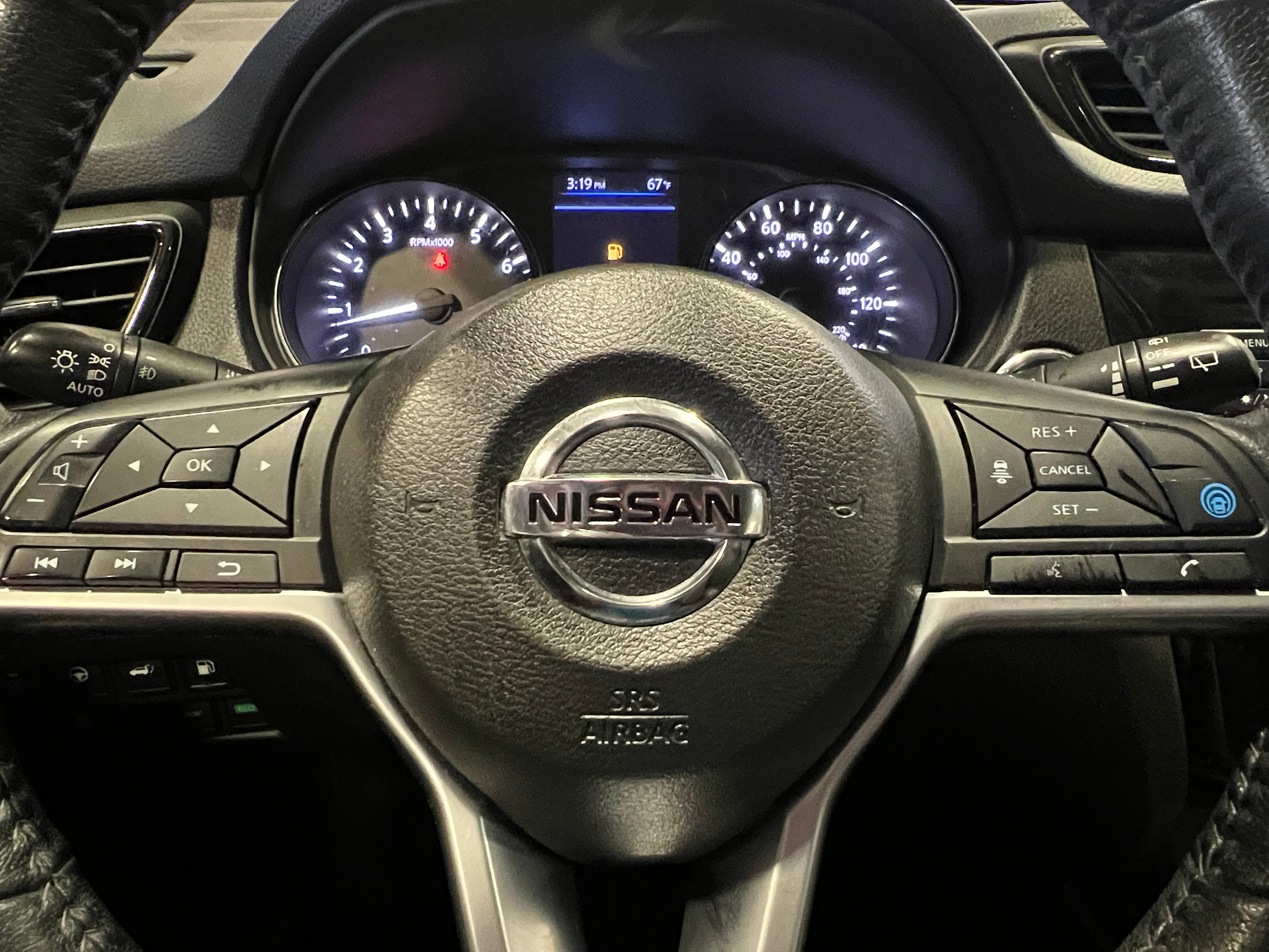 2019 Nissan Rogue SL 4