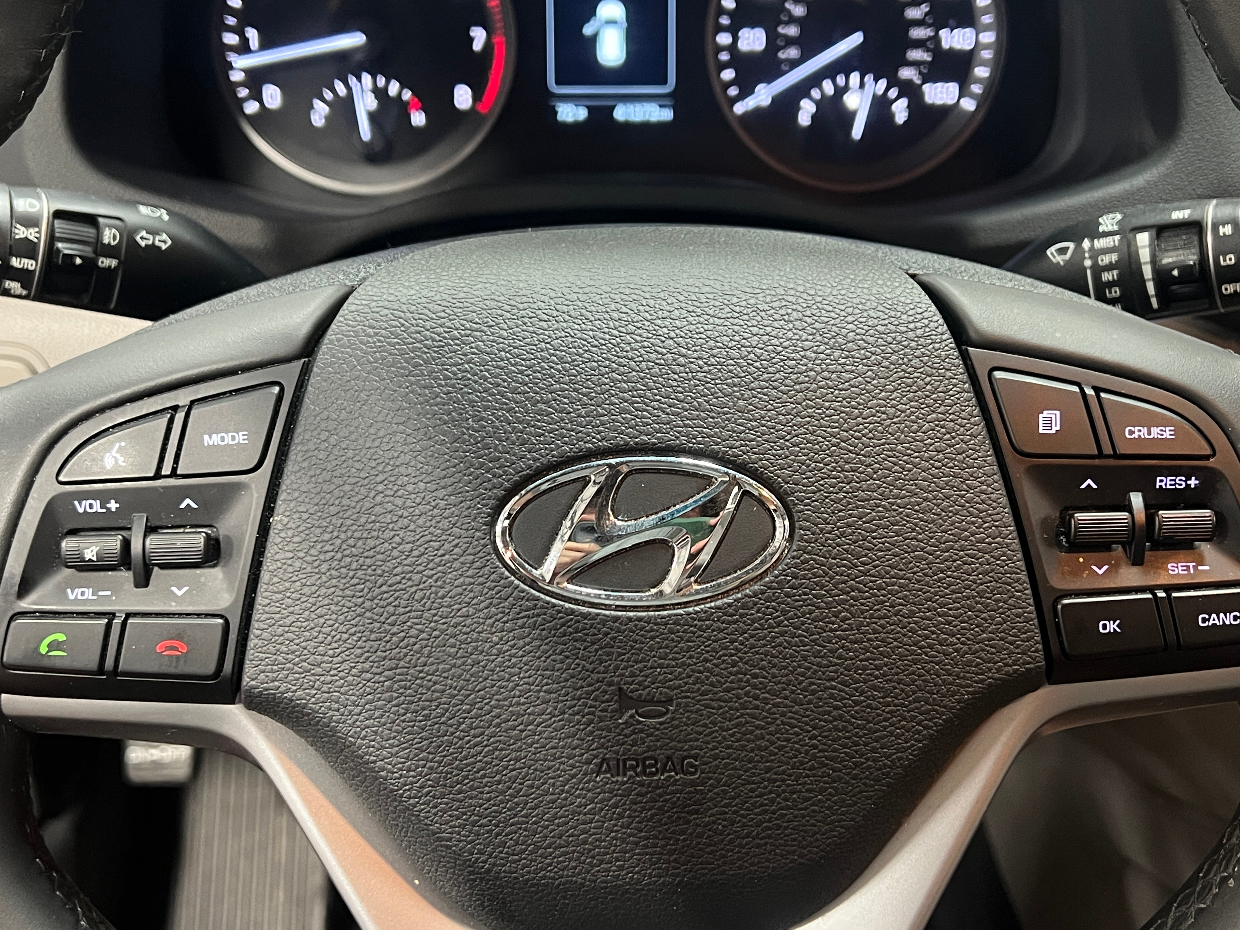 2017 Hyundai Tucson Sport 5