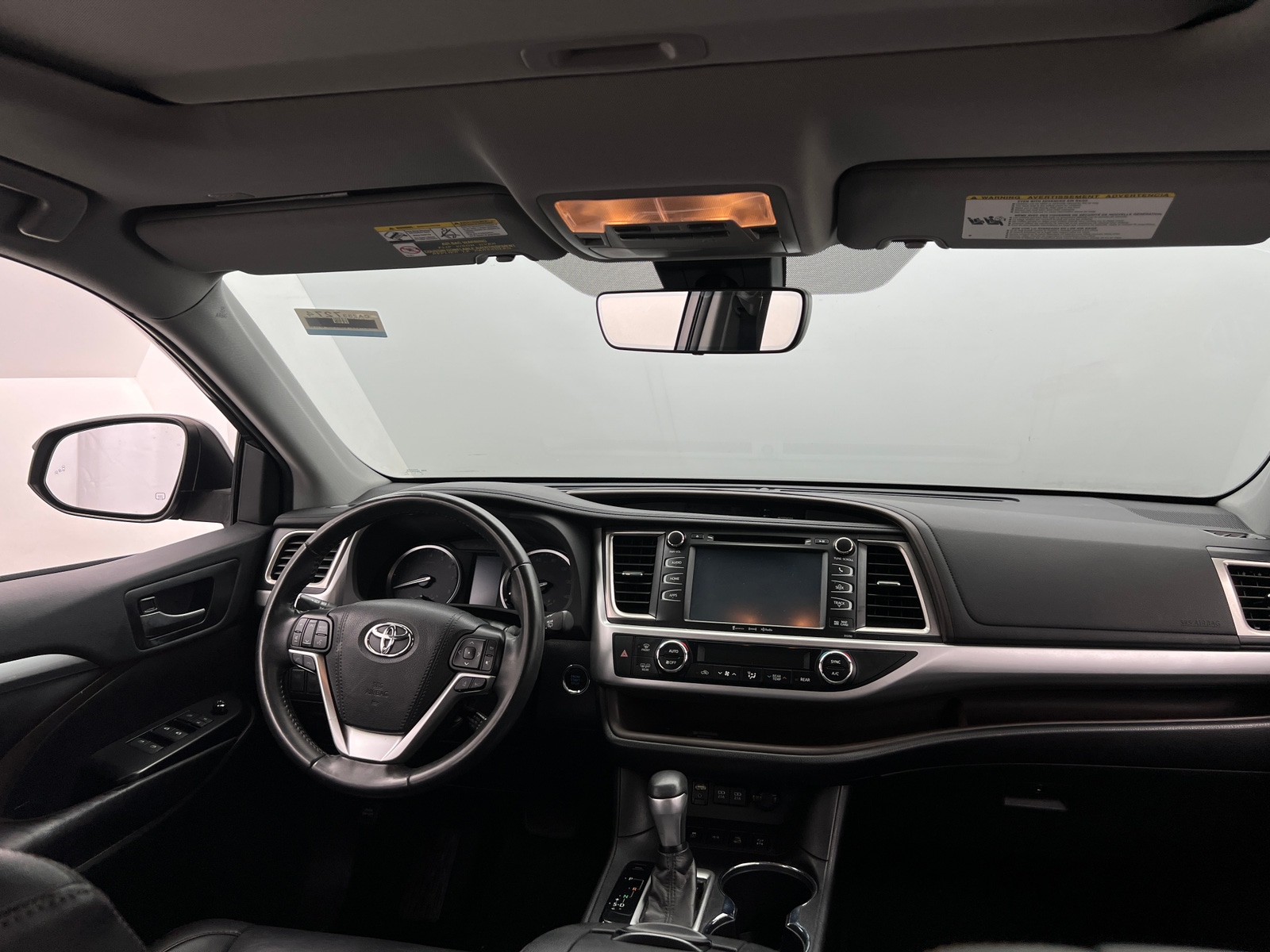 Thumbnail: 2019 Toyota Highlander - 2