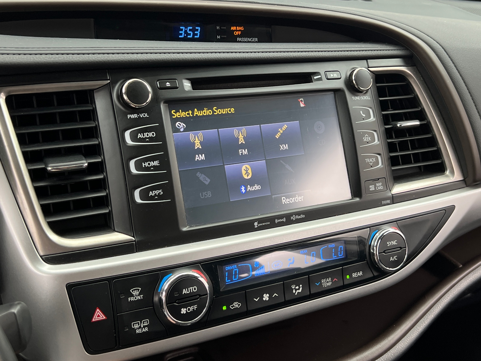 Thumbnail: 2019 Toyota Highlander - 3