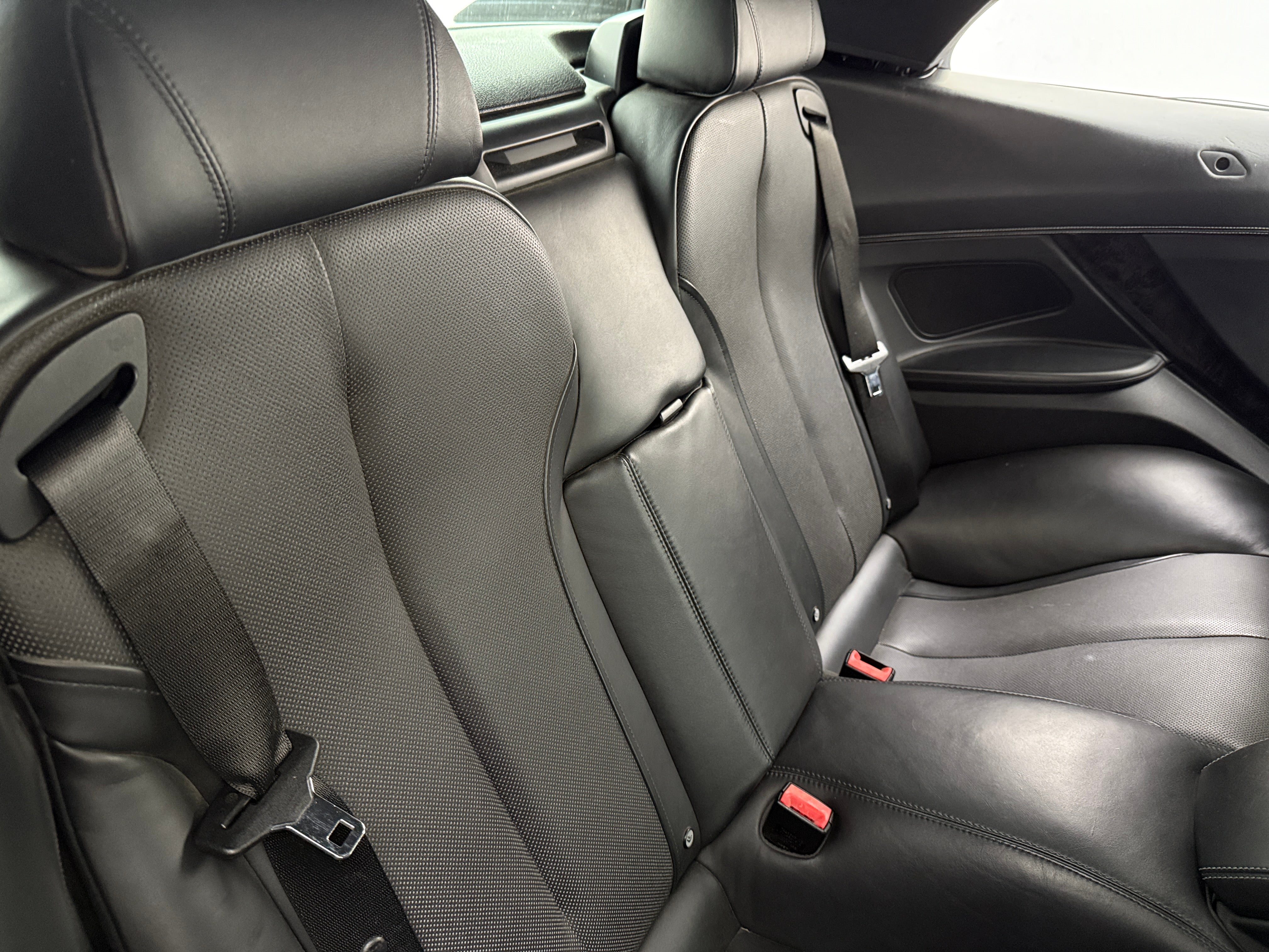 2012 BMW 6 Series 650i 5