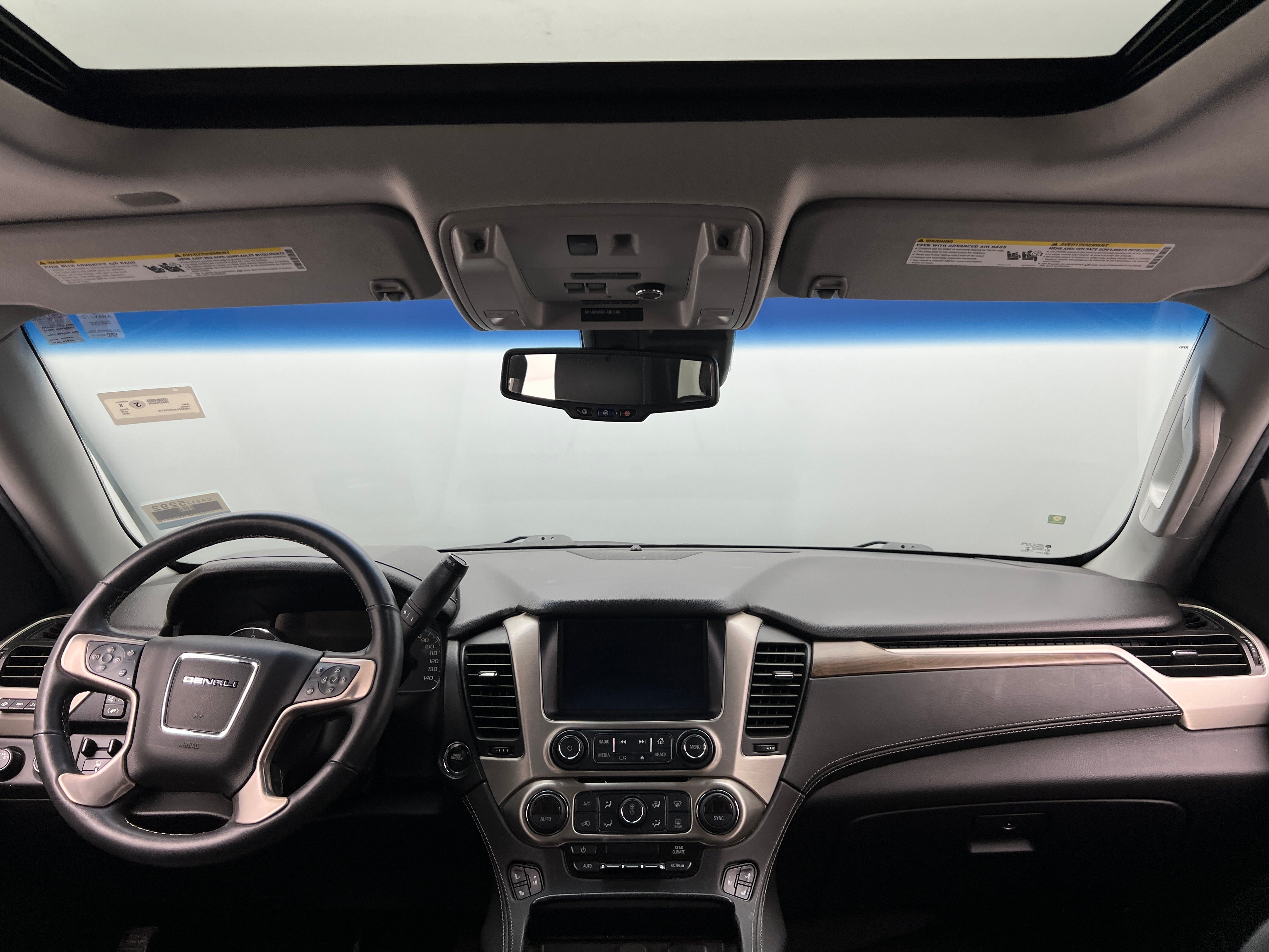2018 GMC Yukon Denali 2