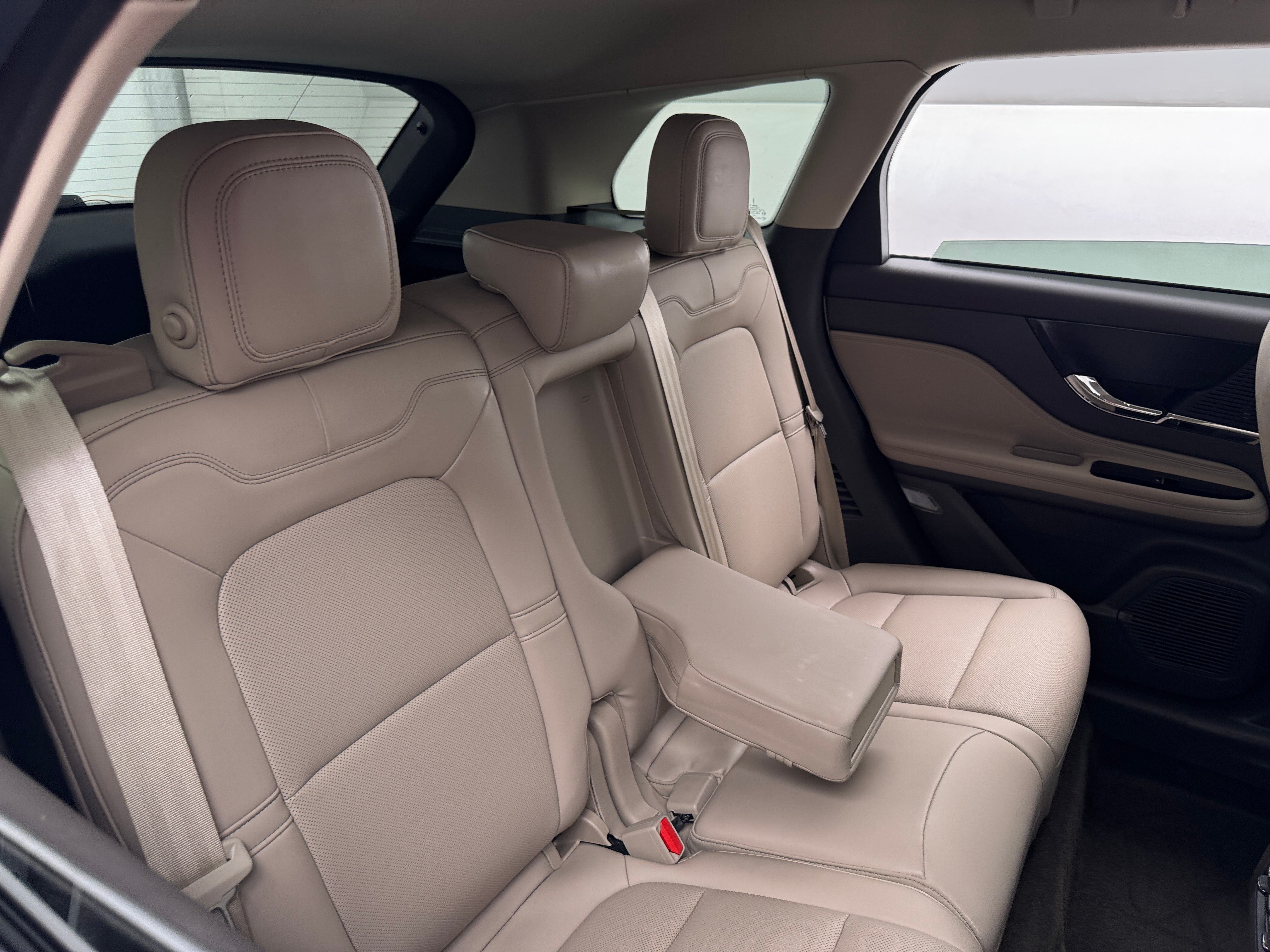 2020 Lincoln Corsair  4
