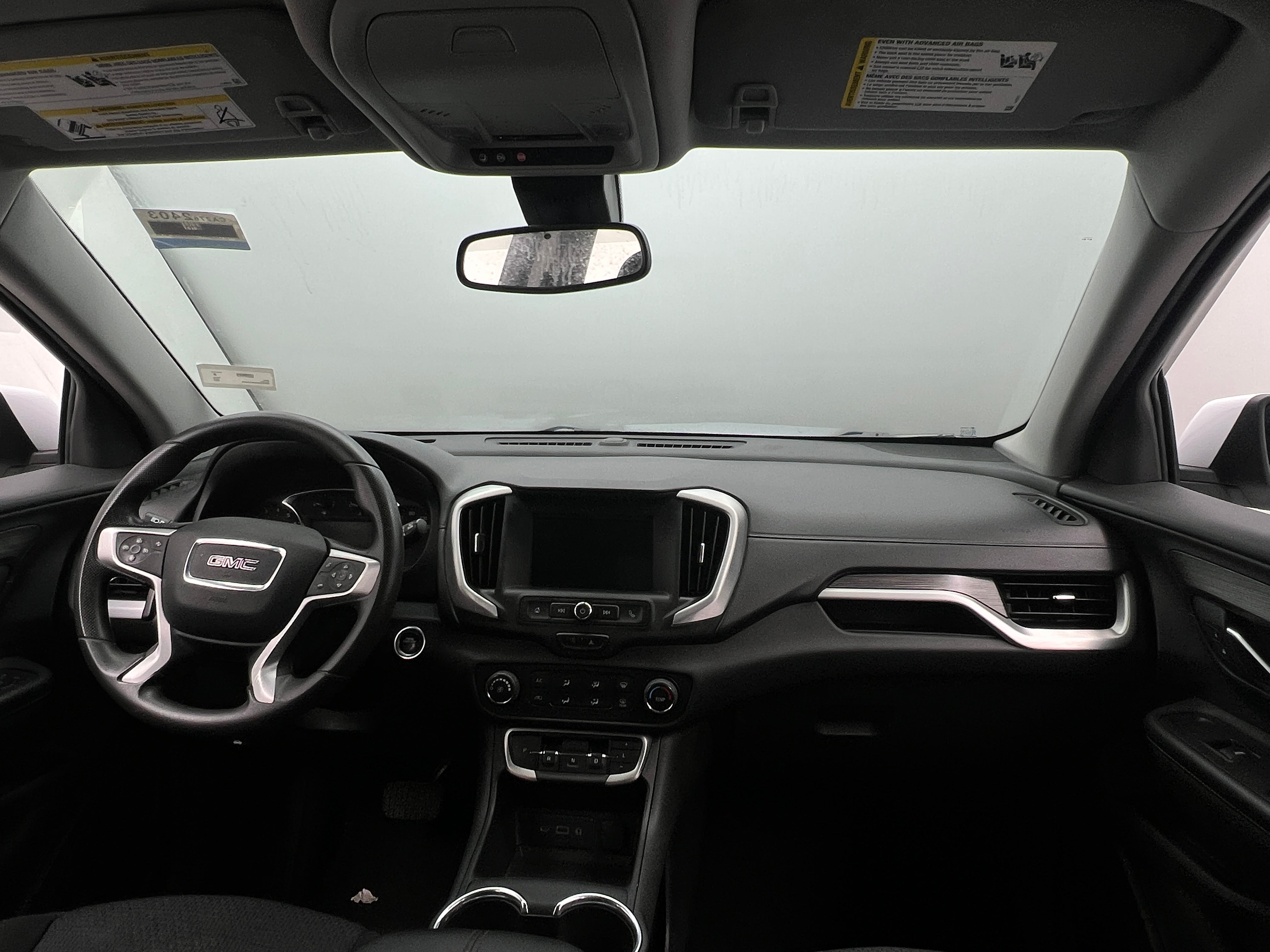 2022 GMC Terrain SLE 3