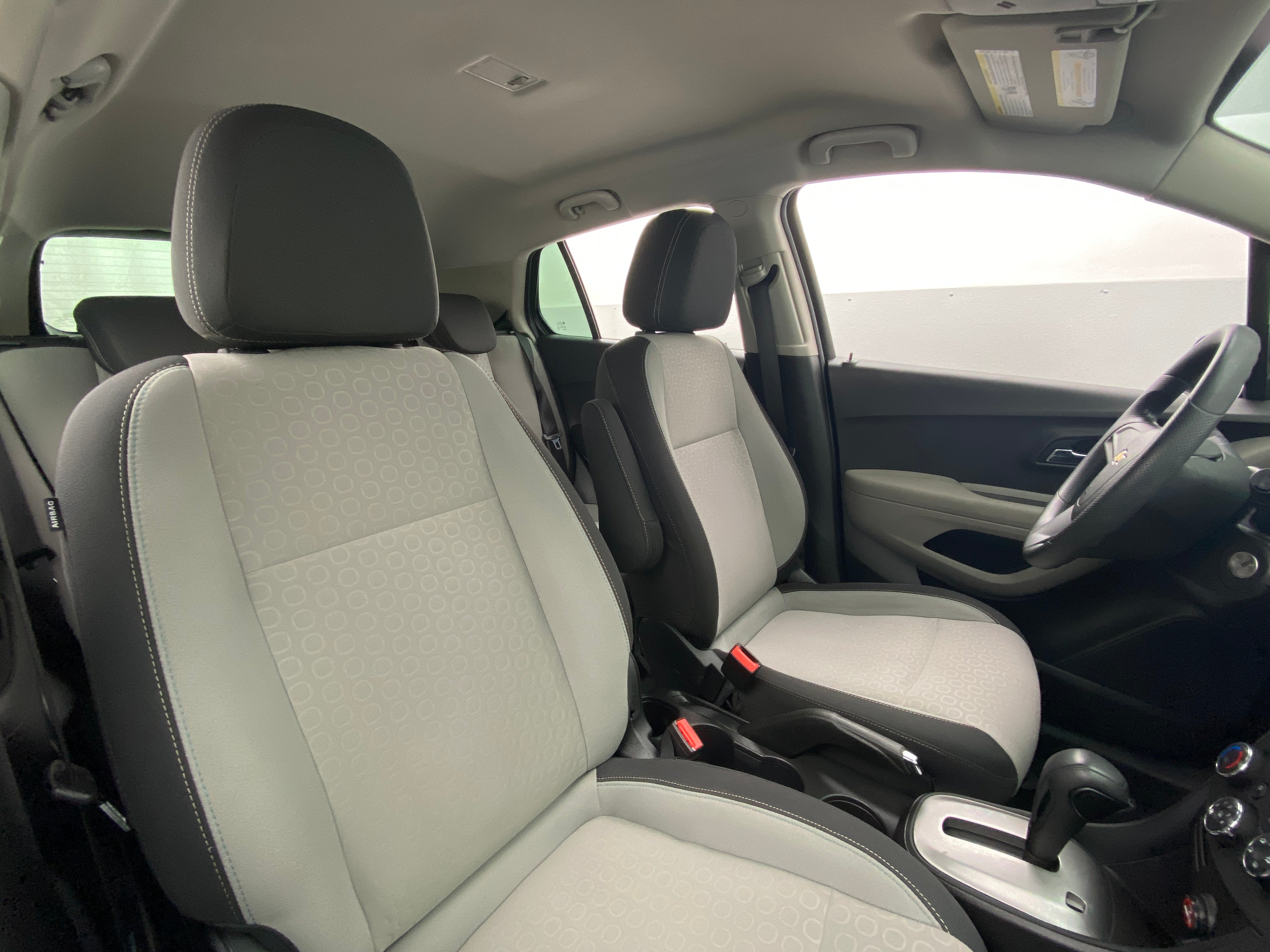 2016 Chevrolet Trax LS 2