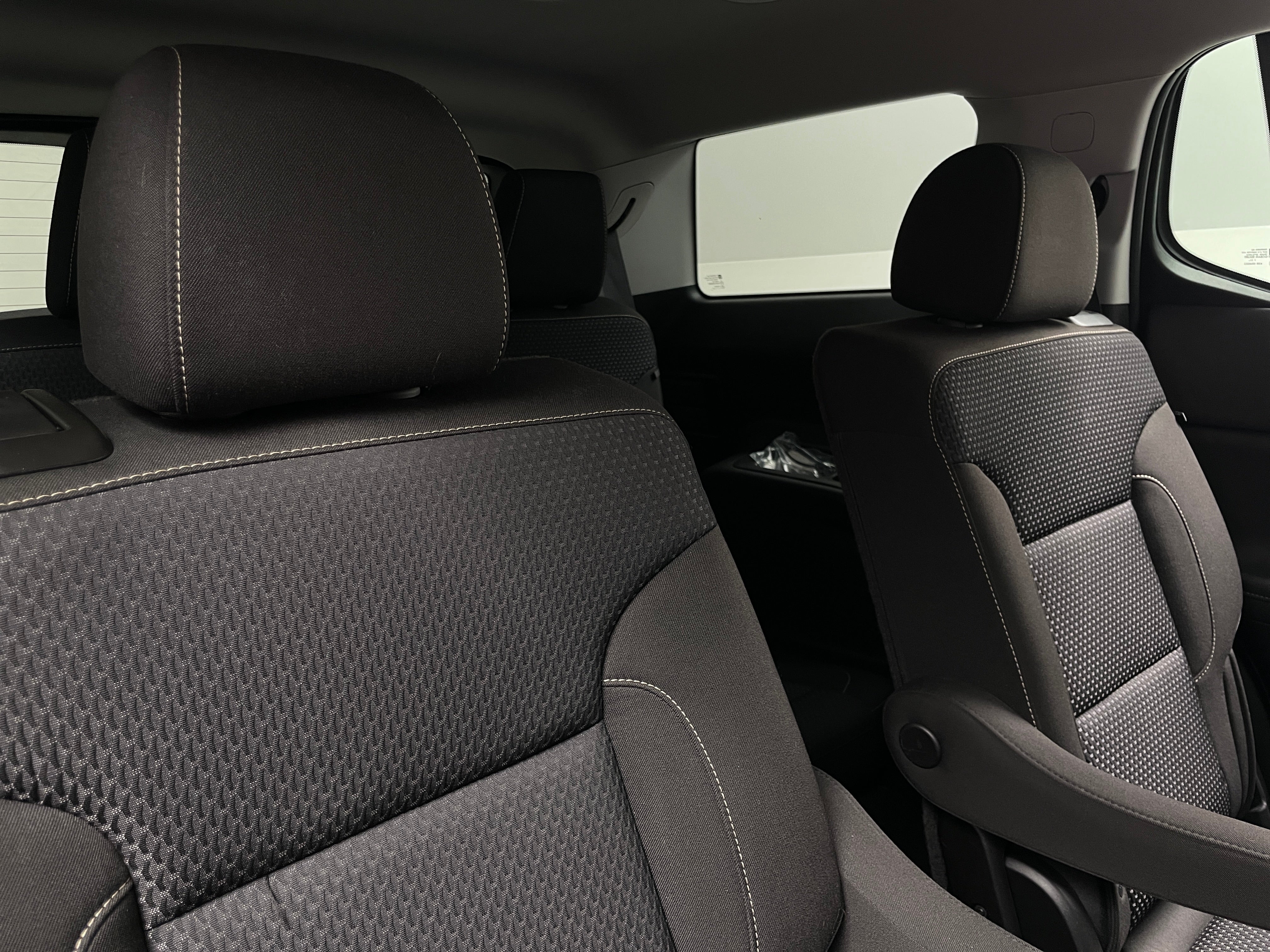 2023 GMC Acadia SLE 6