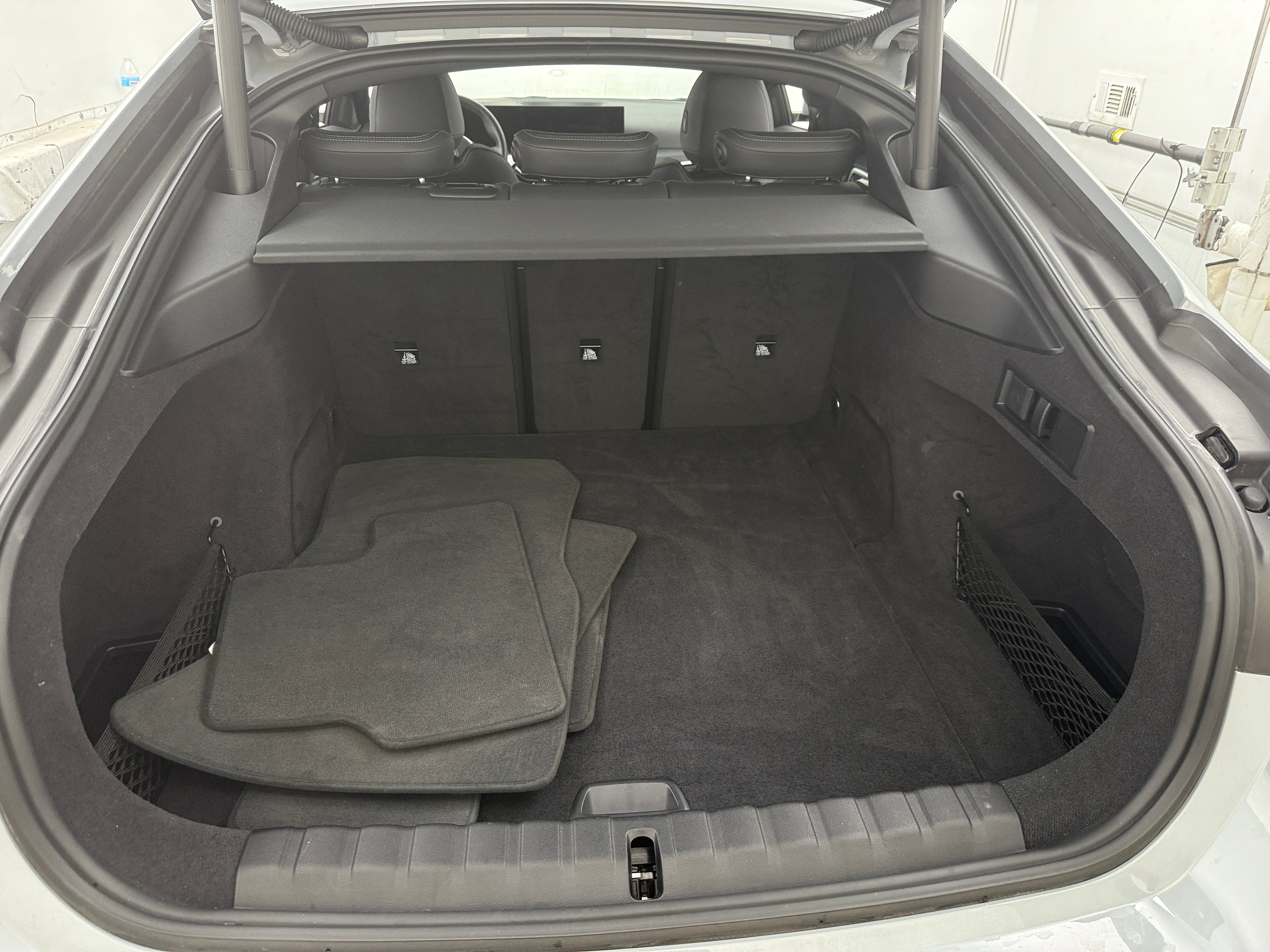 2023 BMW i4 eDrive40 6