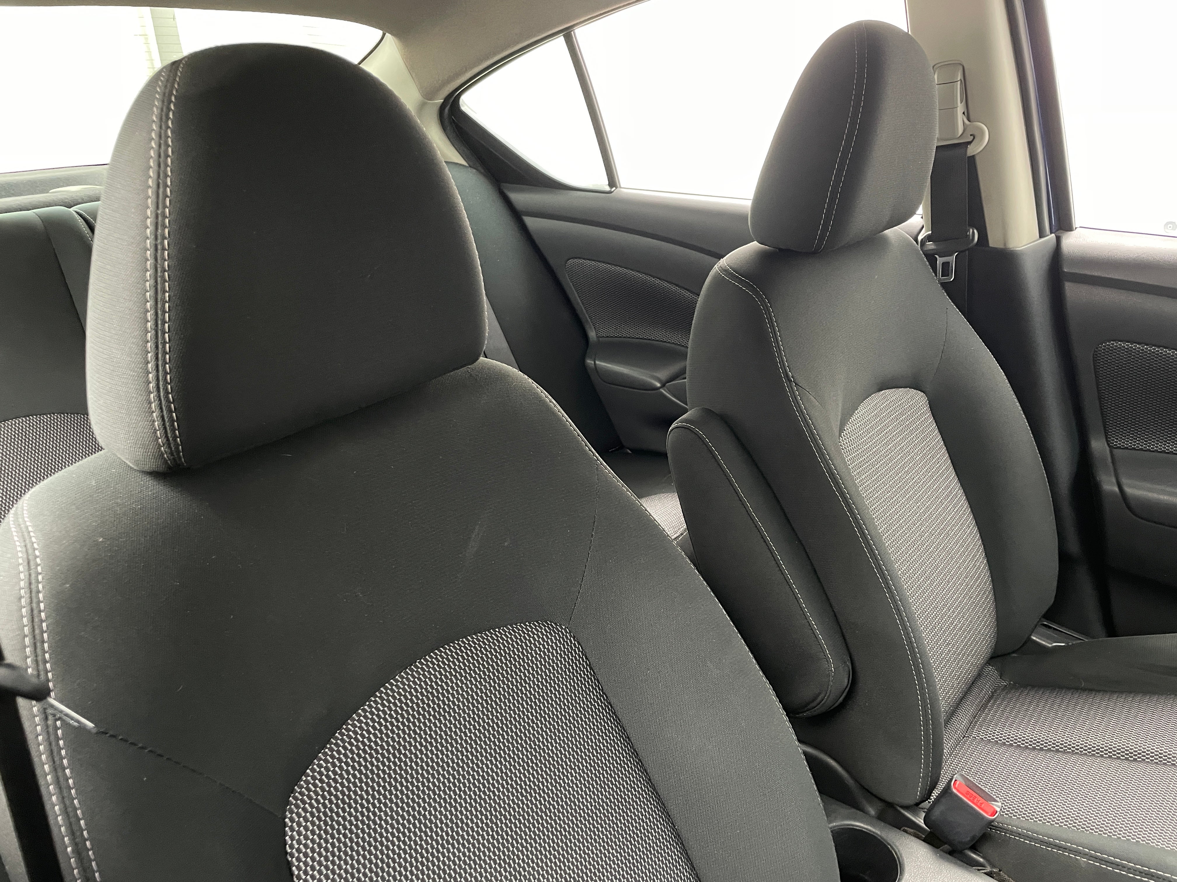 2019 Nissan Versa SV 2