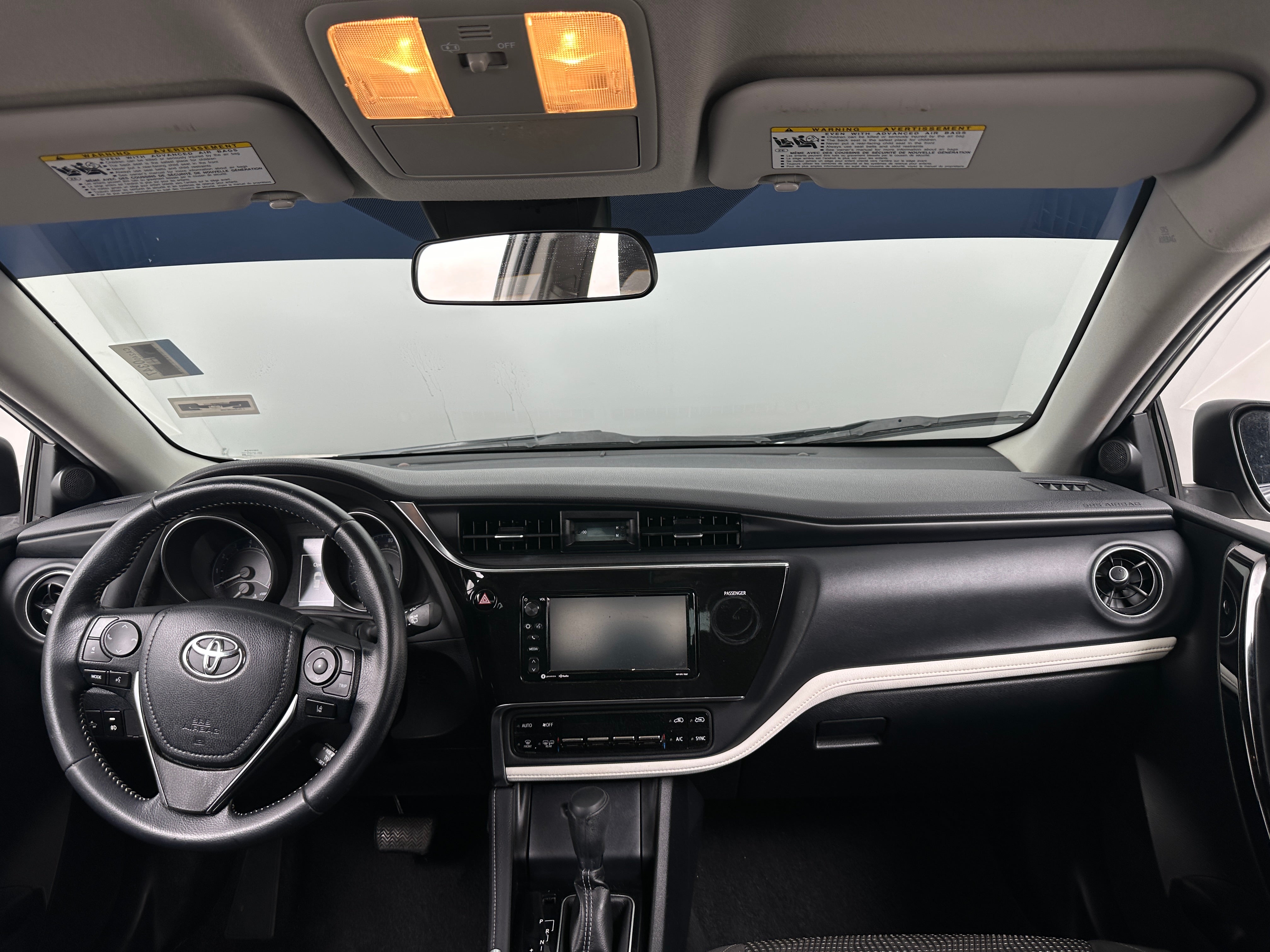 2018 Toyota Corolla iM Base 3