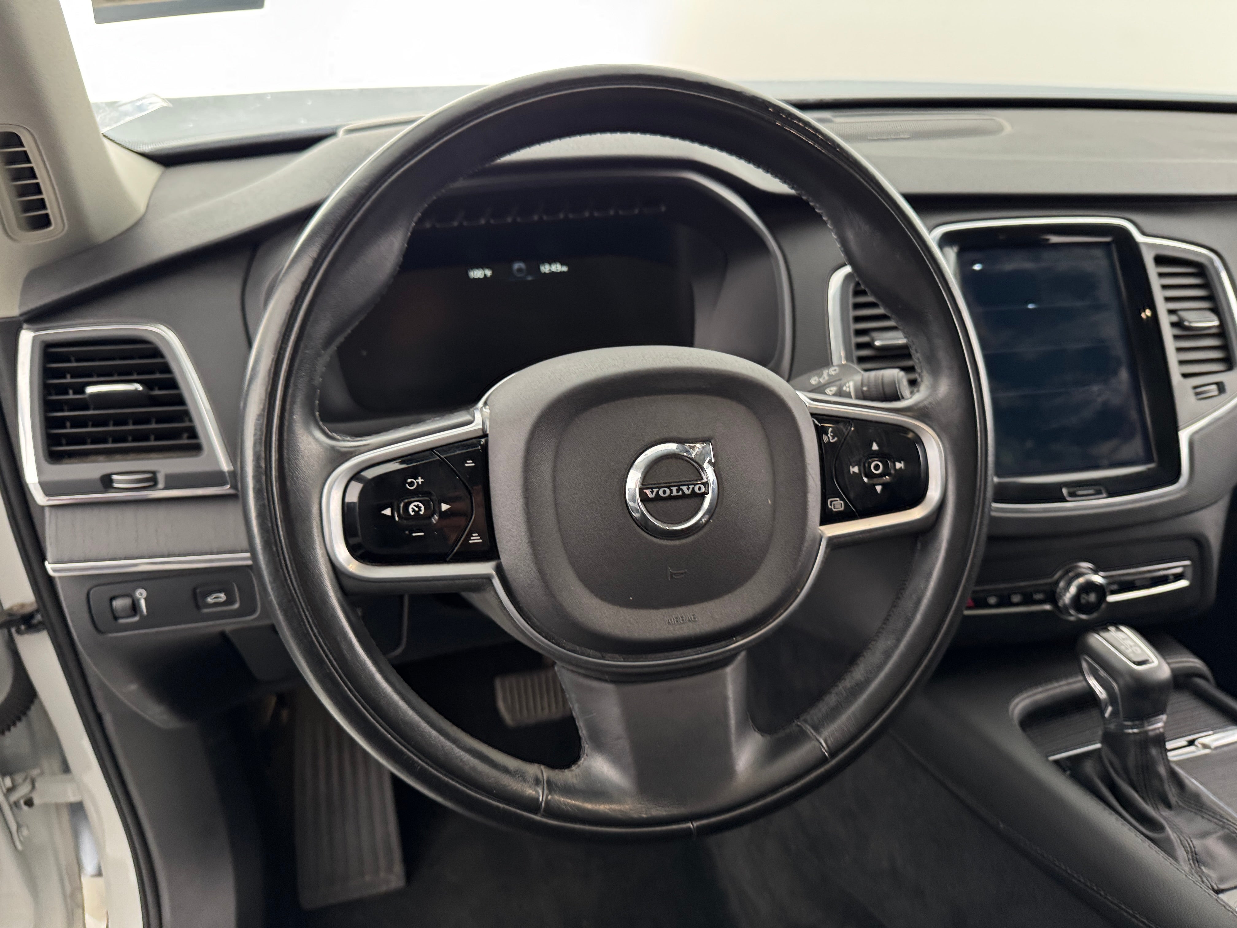 2020 Volvo XC90 T5 Momentum 4