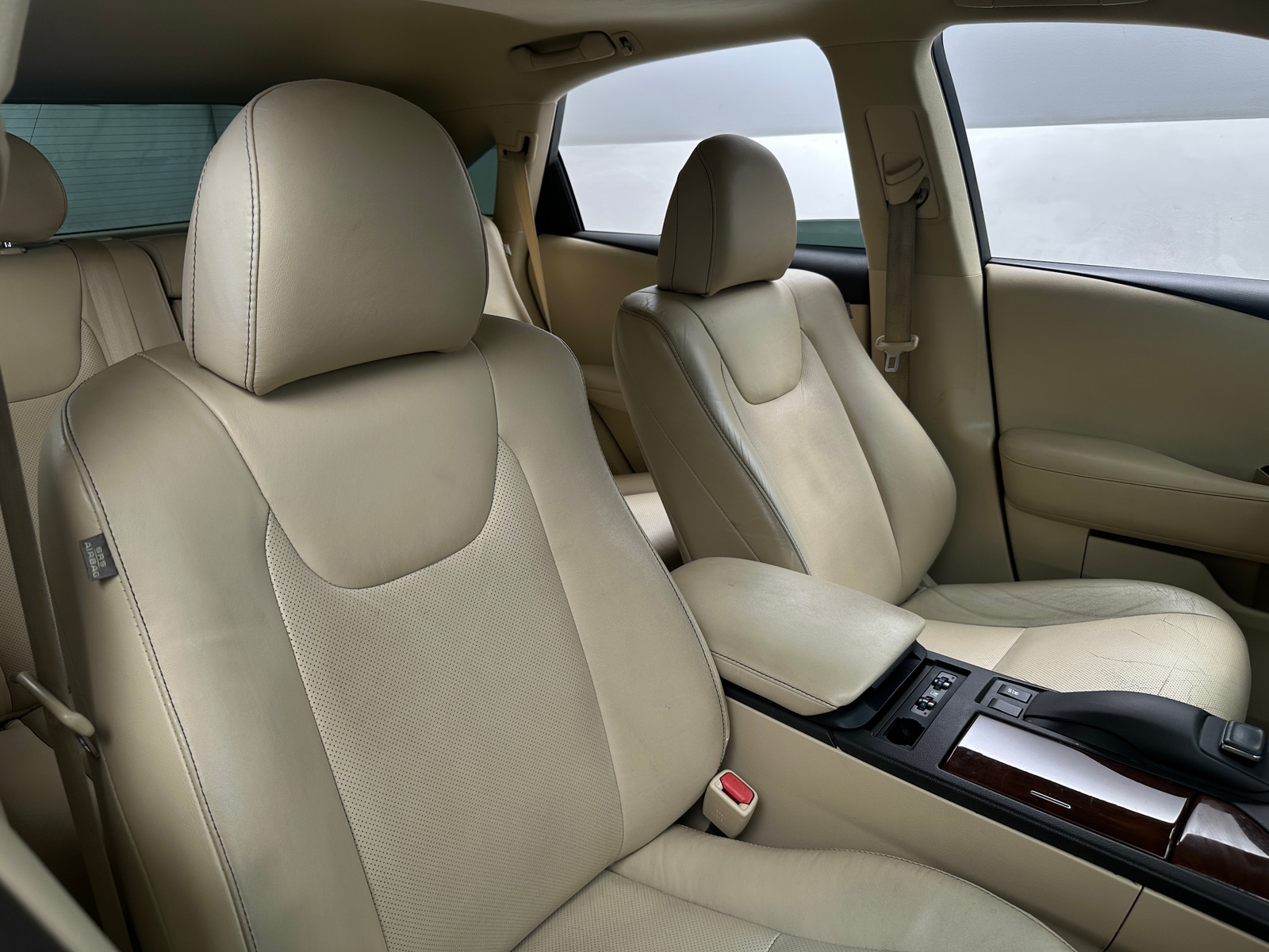 Thumbnail: 2015 Lexus RX - 2