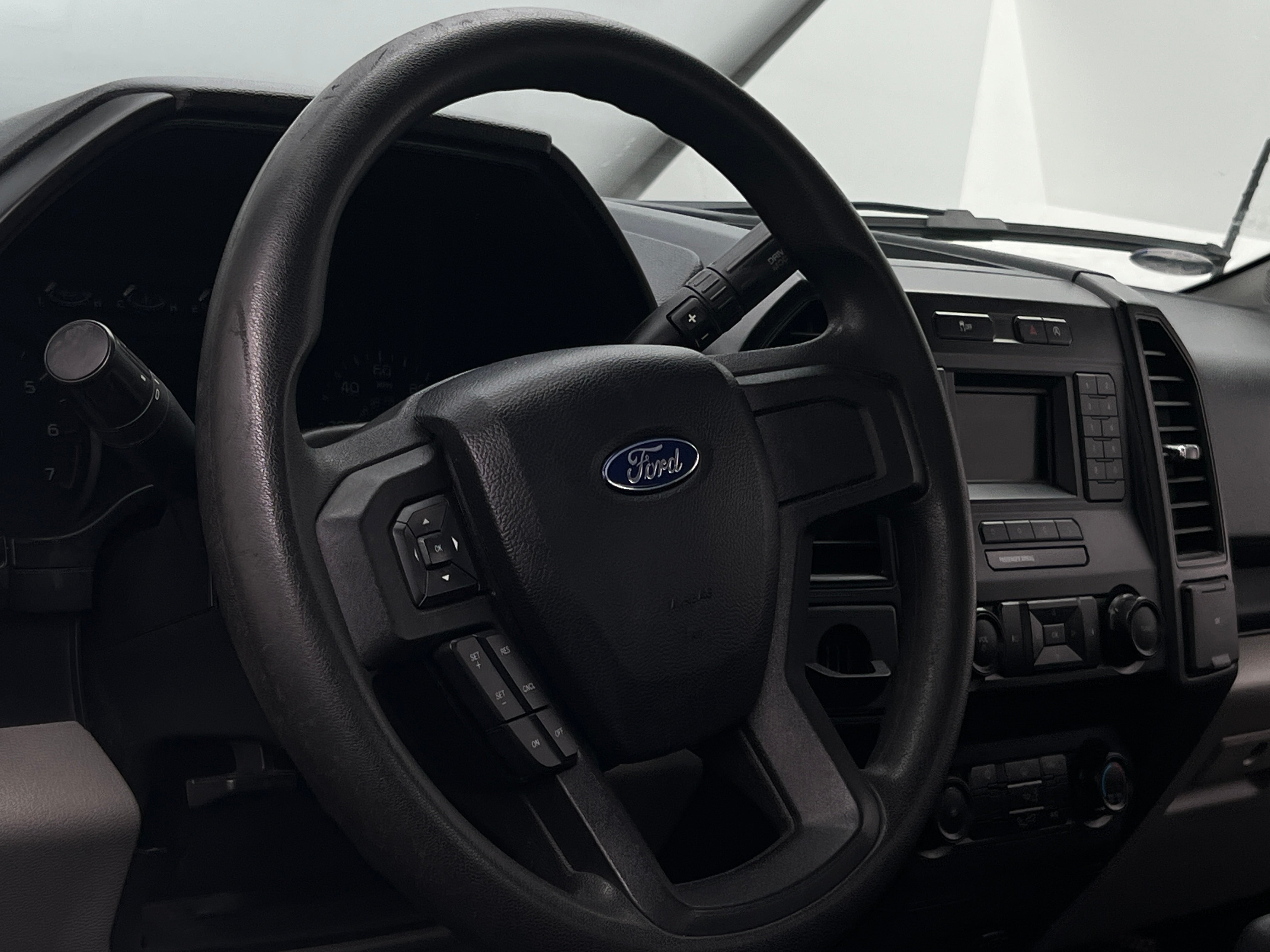 2019 Ford Econoline E-150 4