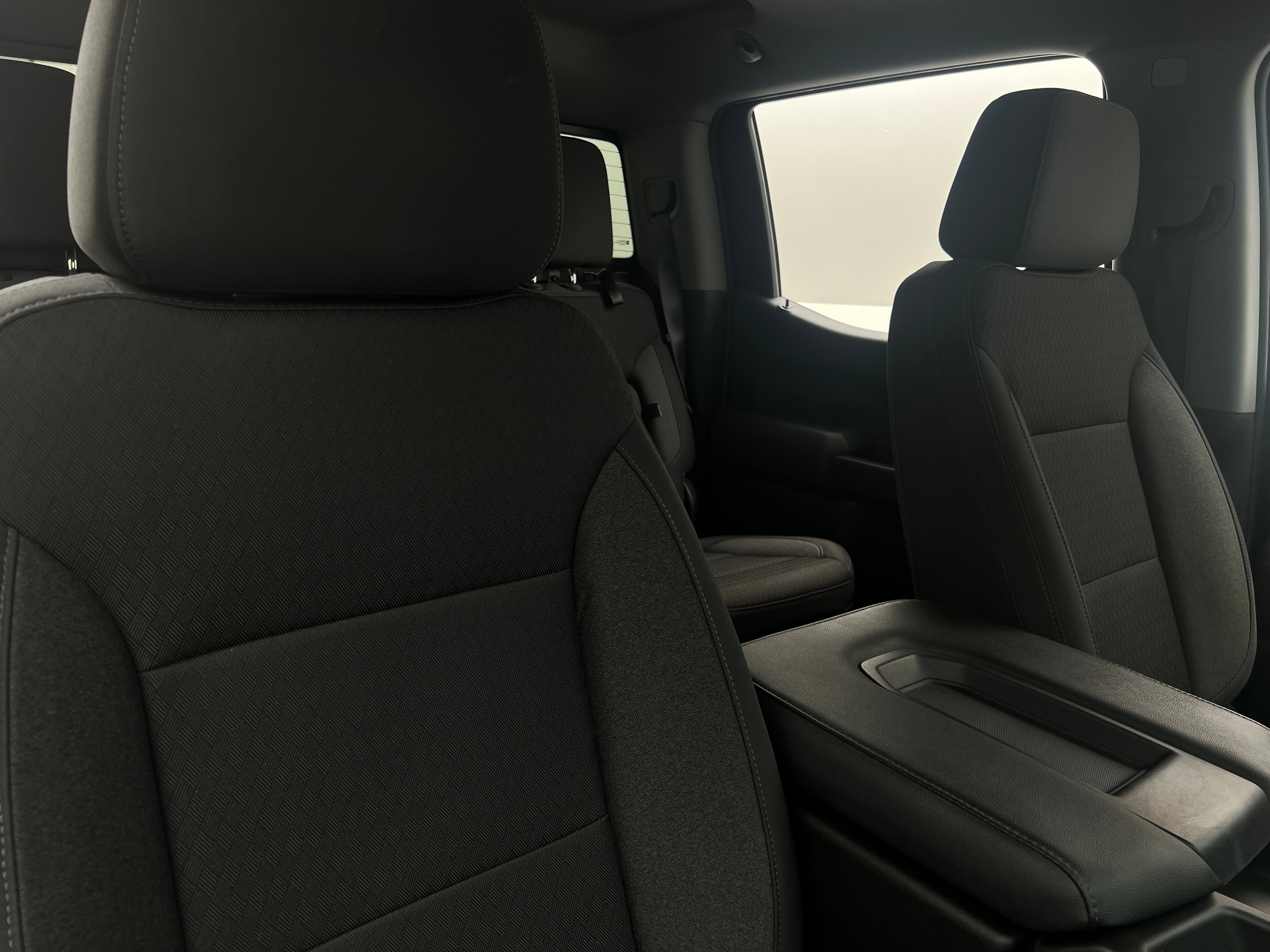 2020 Chevrolet Silverado 1500 LT 2