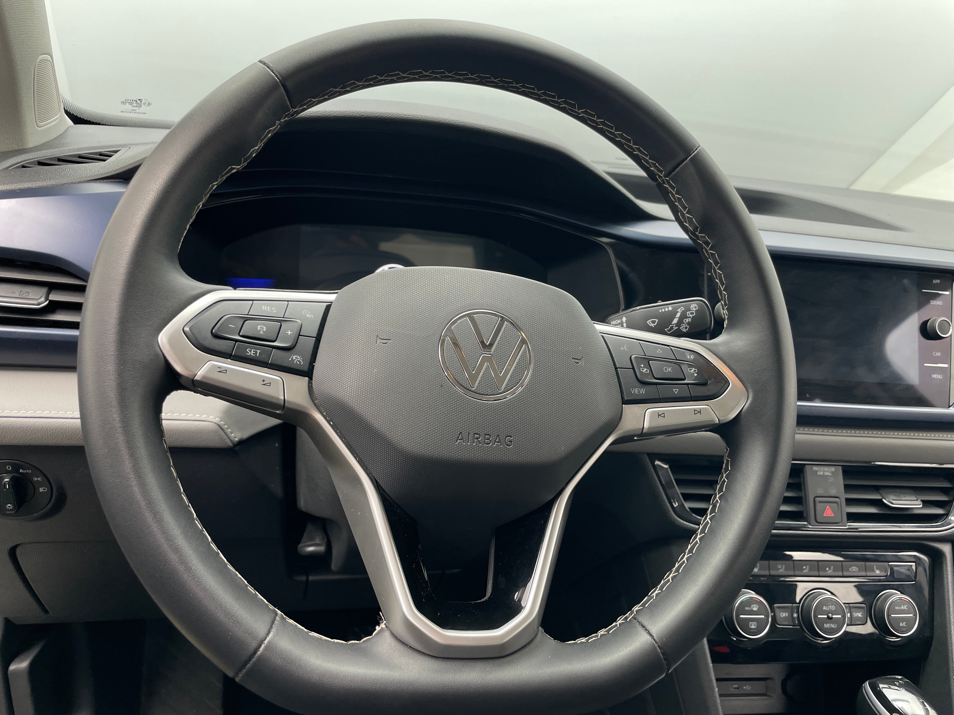 Thumbnail: 2024 Volkswagen Taos - 5