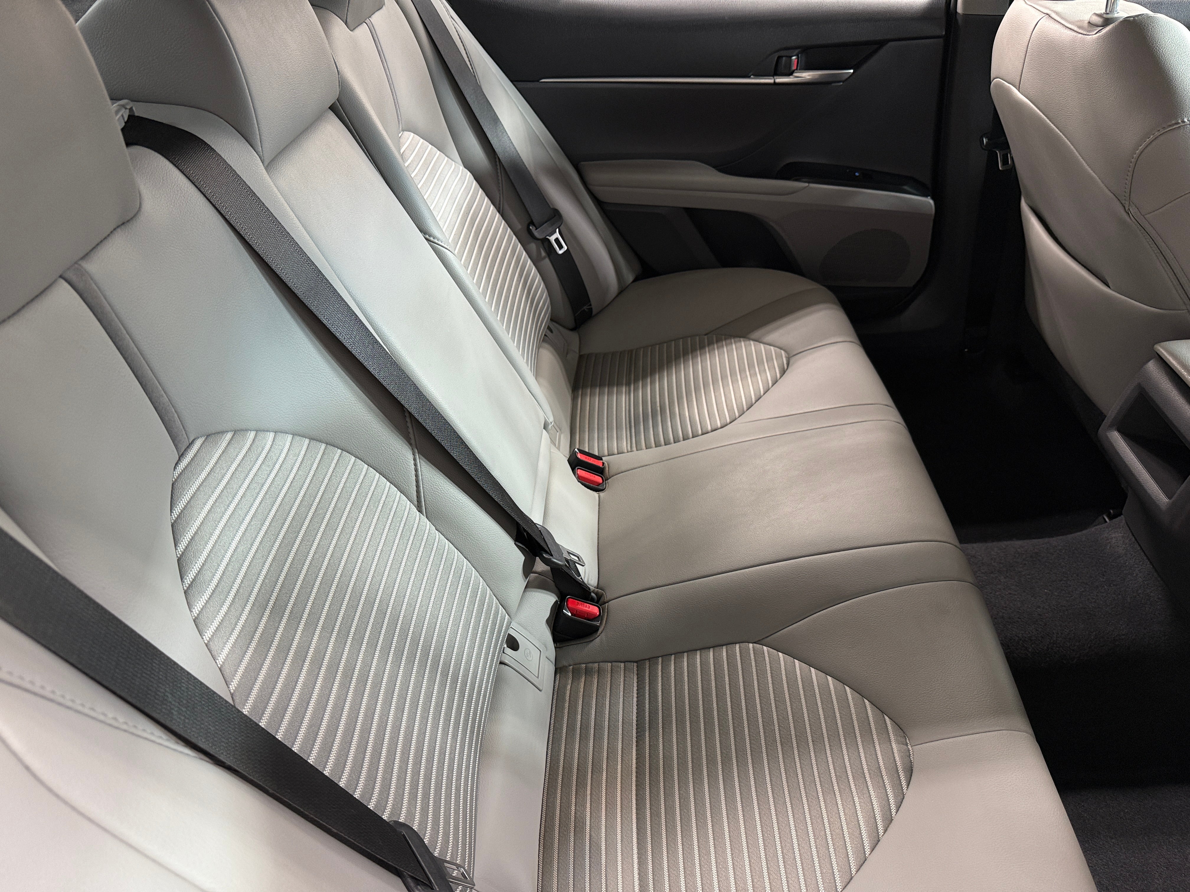 2018 Toyota Camry SE 5