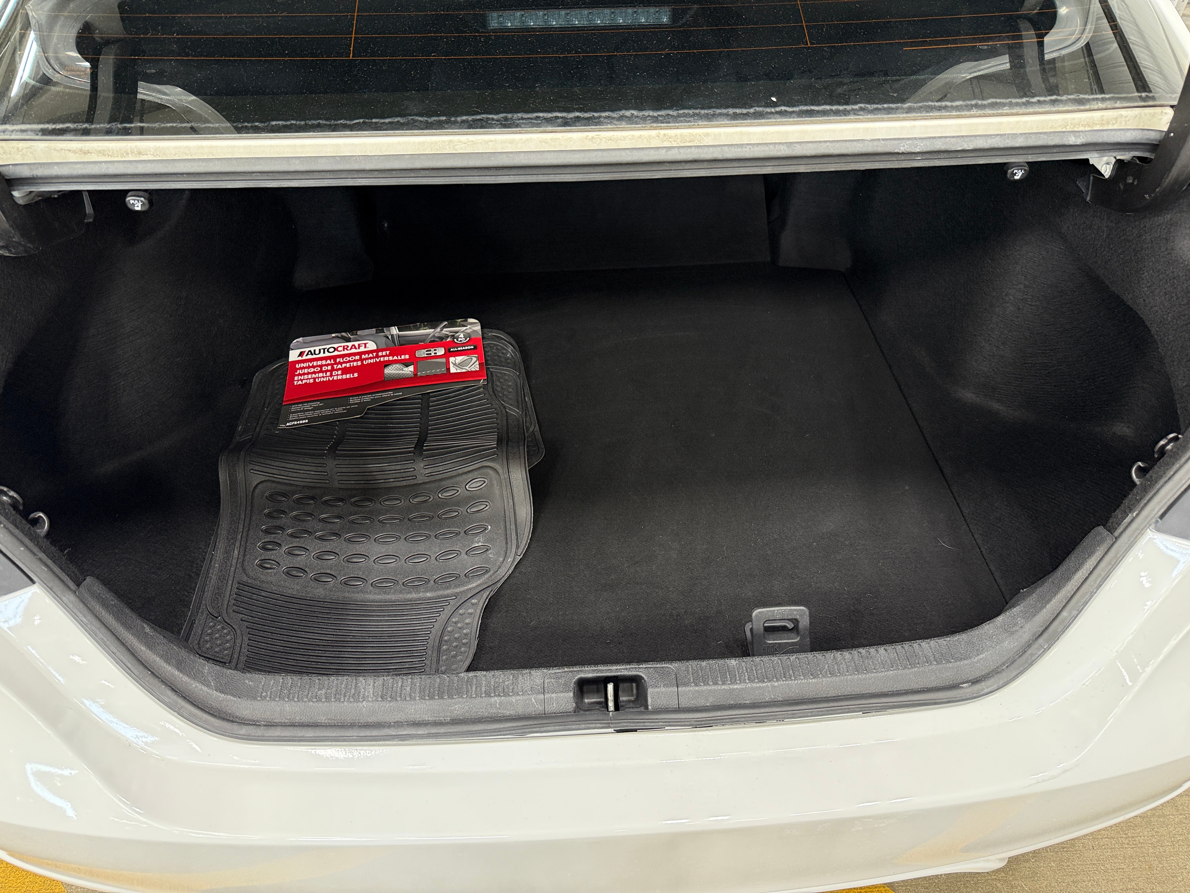 2018 Toyota Camry SE 6