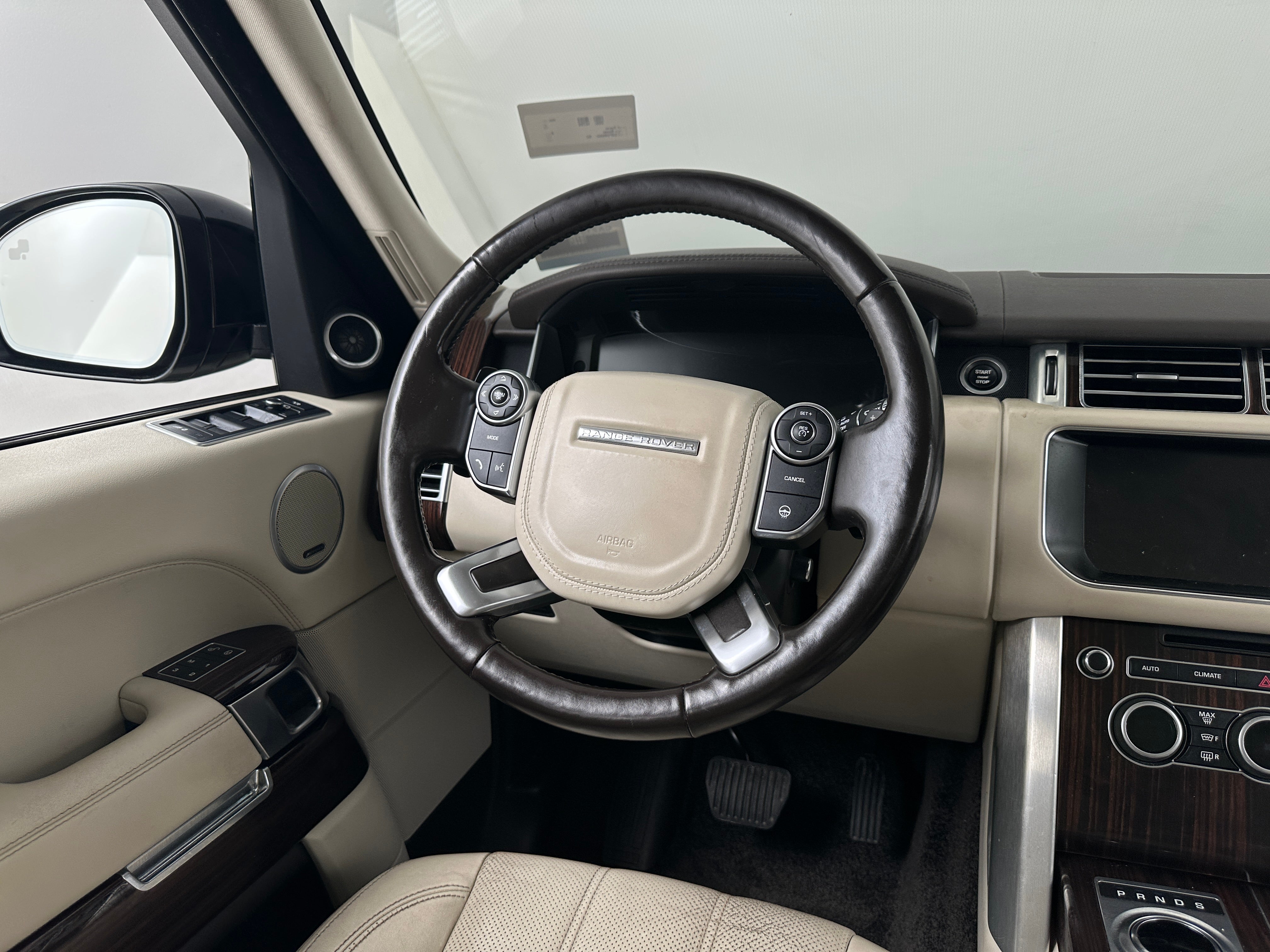 2017 Land Rover Range Rover HSE 4