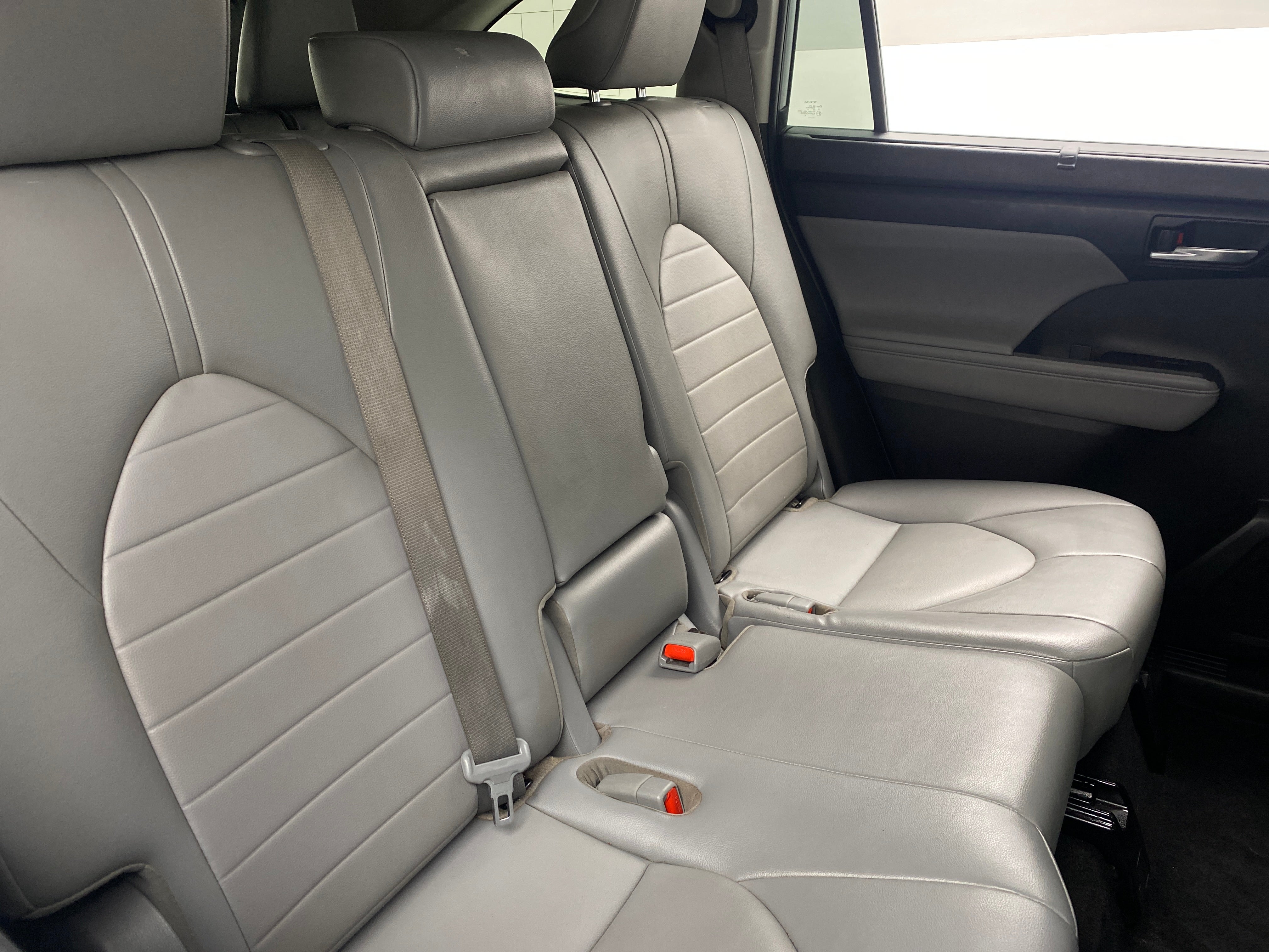2022 Toyota Highlander XLE 5